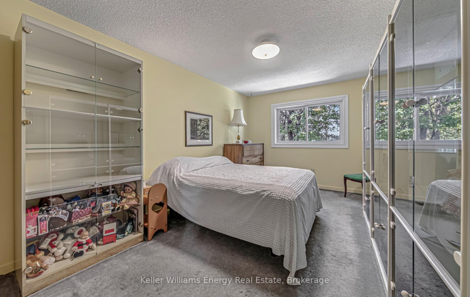 Photo 34 of 46 Croach Crescent, Scarborough, Agincourt North — HOMEH
