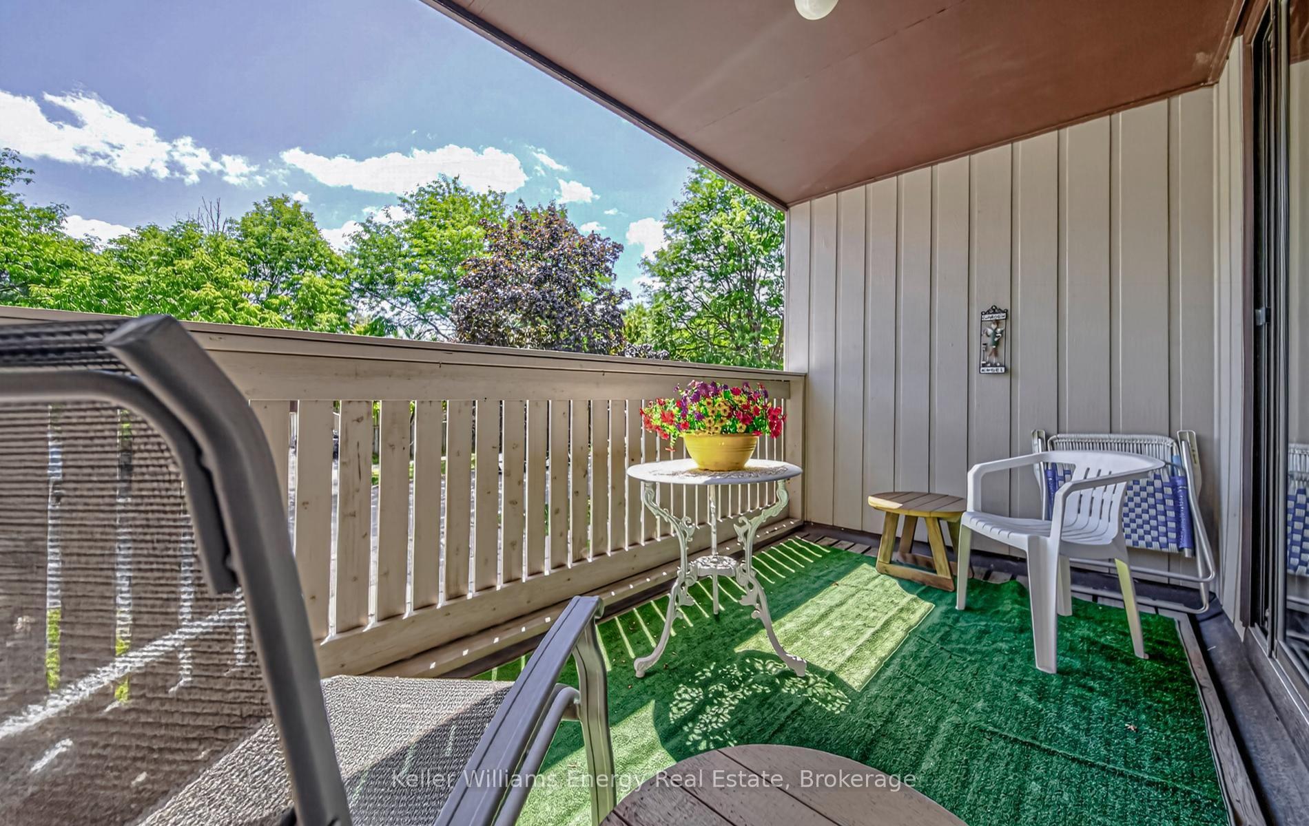 Photo 39 of 46 Croach Crescent, Scarborough, Agincourt North — HOMEH