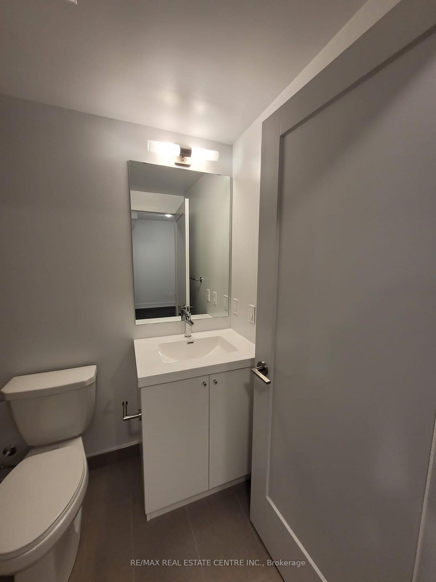 Photo 18 of Unit 2313, 2550 Simcoe Street, Oshawa, Windfields — HOMEH