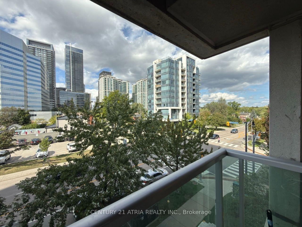 Photo 11 of Unit 308, 19 Avondale Avenue, North York, Willowdale East — HOMEH