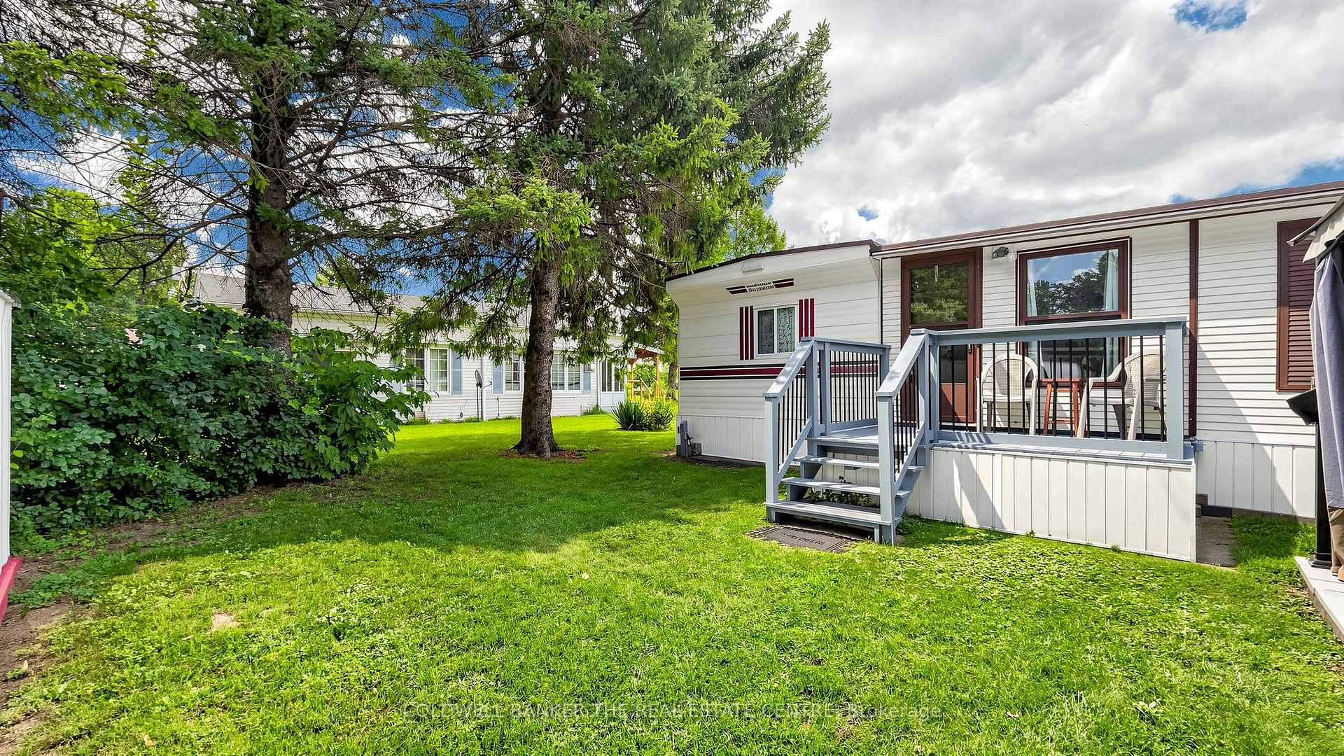 Photo 25 of Unit 409, 285 Crydermans Side Road, Georgina, Baldwin — HOMEH