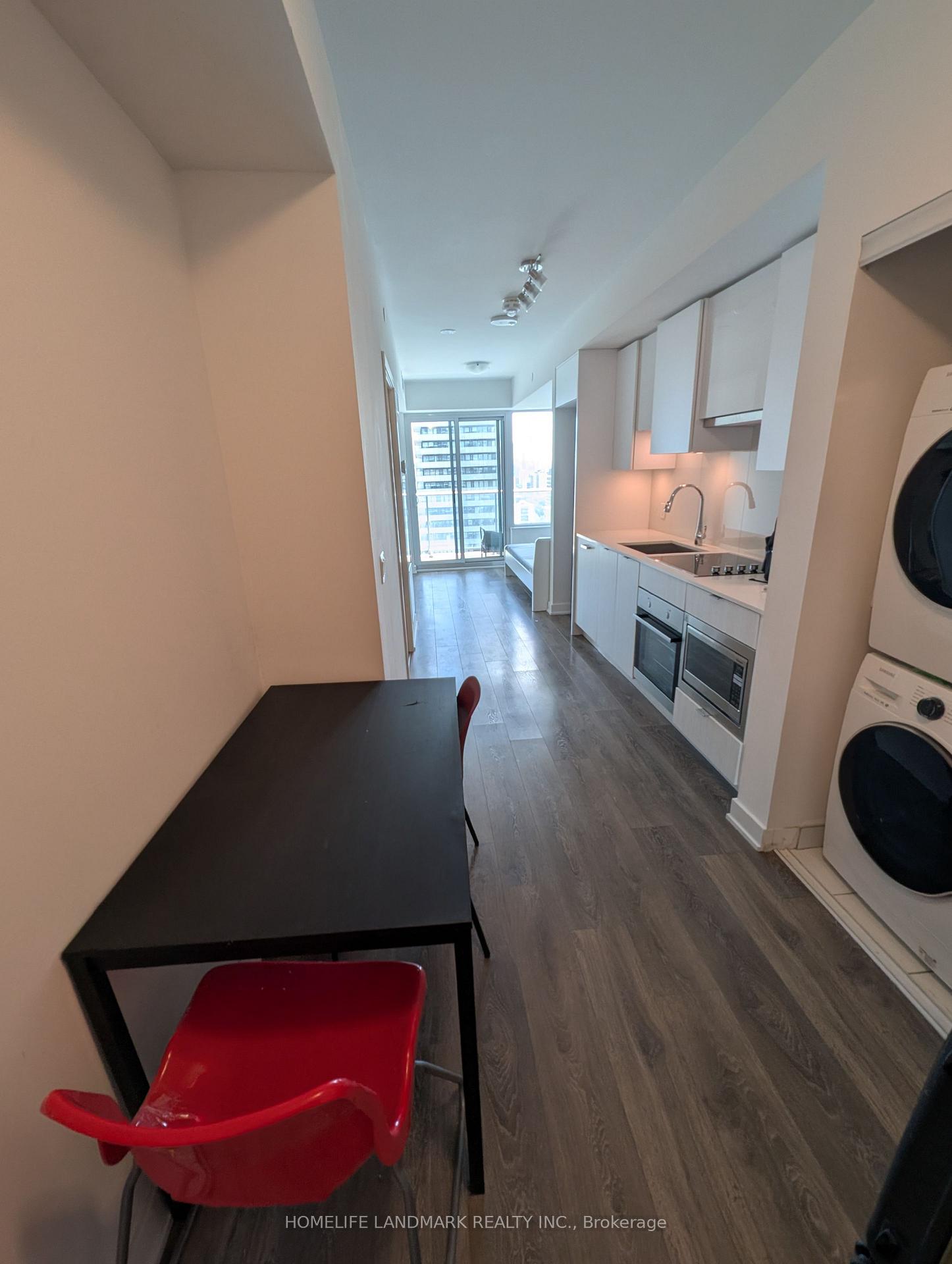 Photo 2 of Unit 2707, 195 Redpath Avenue, Toronto, Mount Pleasant West — HOMEH