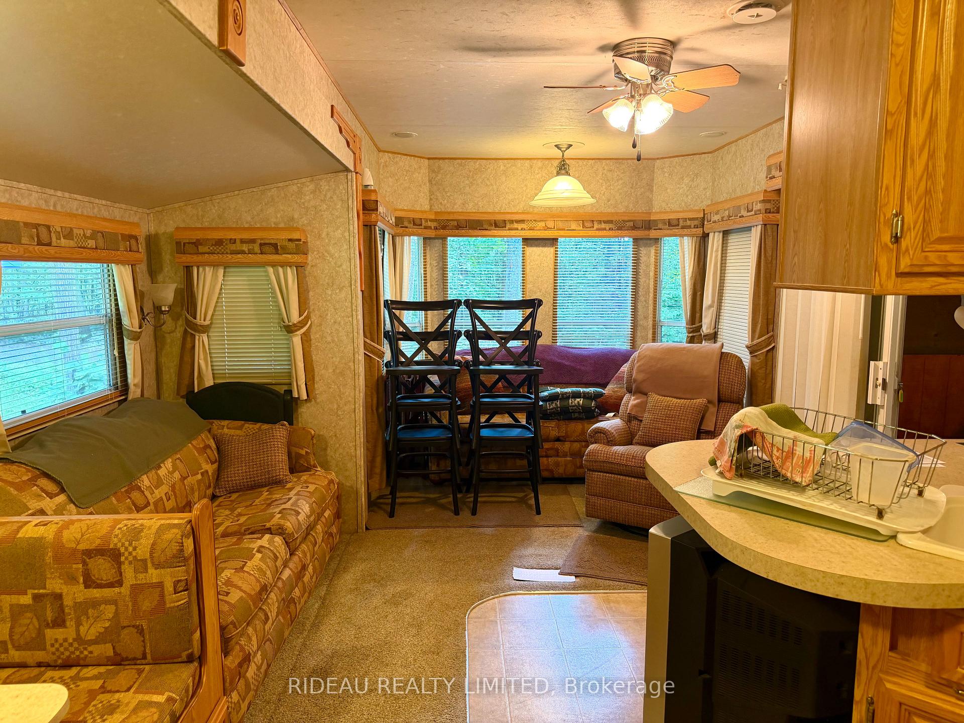 Photo 5 of Unit Unit 13, 4350 R43 Road, Rideau Lakes, Rideau Lakes (South Burgess) Twp — HOMEH