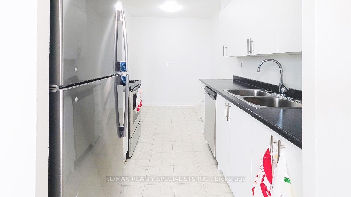 Photo 8 of Unit 1201, 180 Markham Road, Scarborough, Scarborough Village — HOMEH