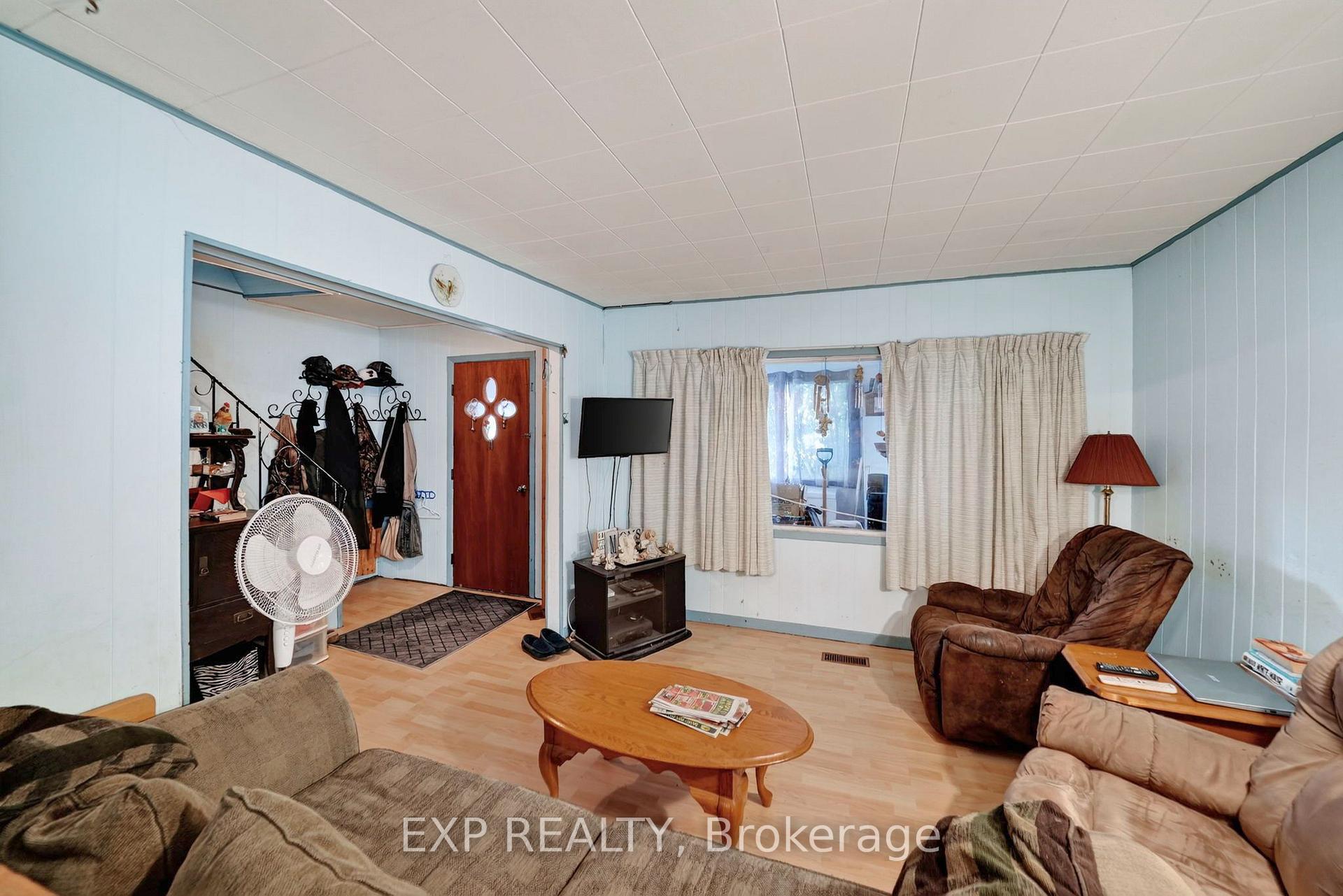 Photo 7 of 12 Millville Avenue, Cornwall, Cornwall — HOMEH
