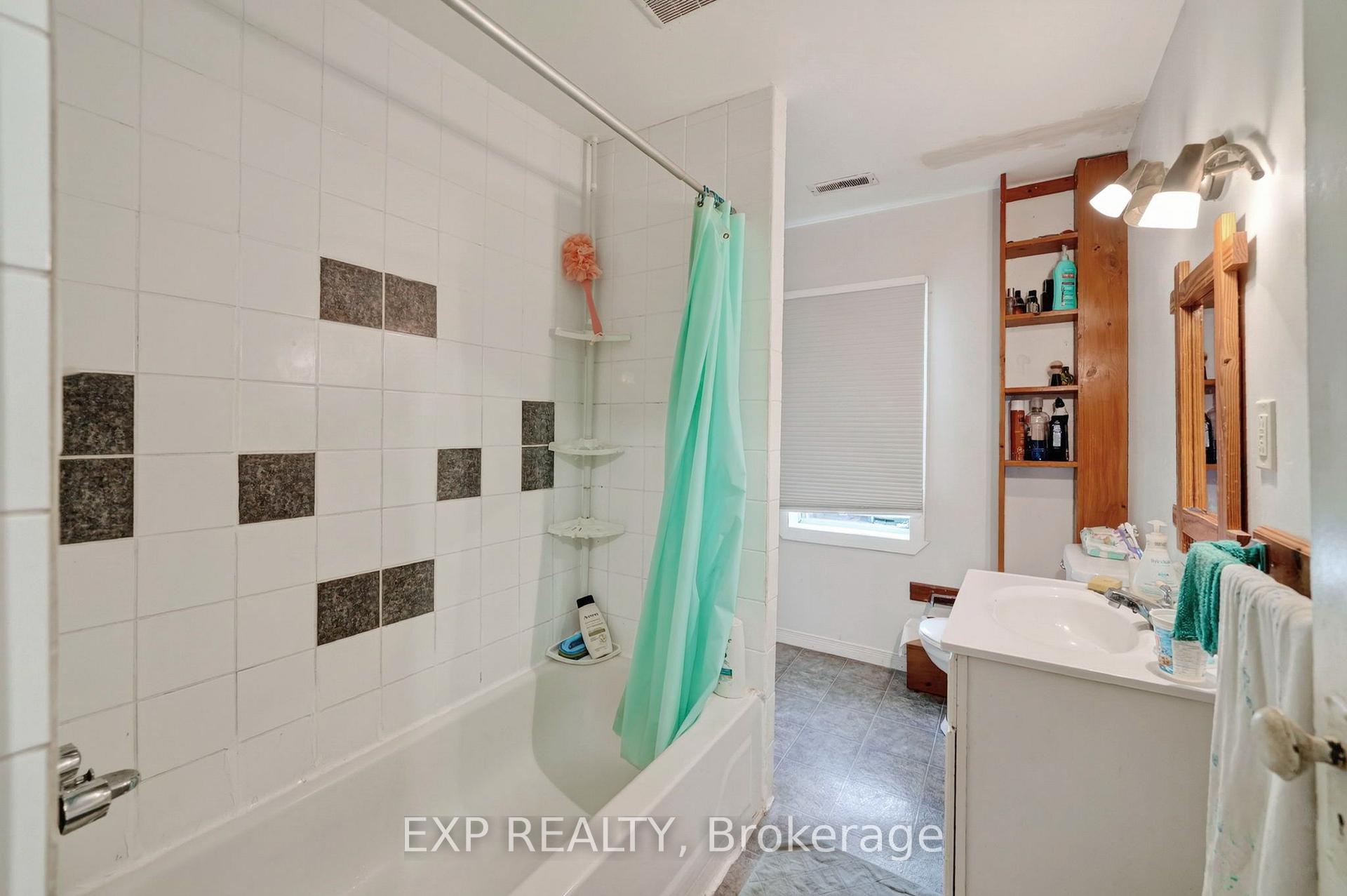 Photo 20 of 12 Millville Avenue, Cornwall, Cornwall — HOMEH