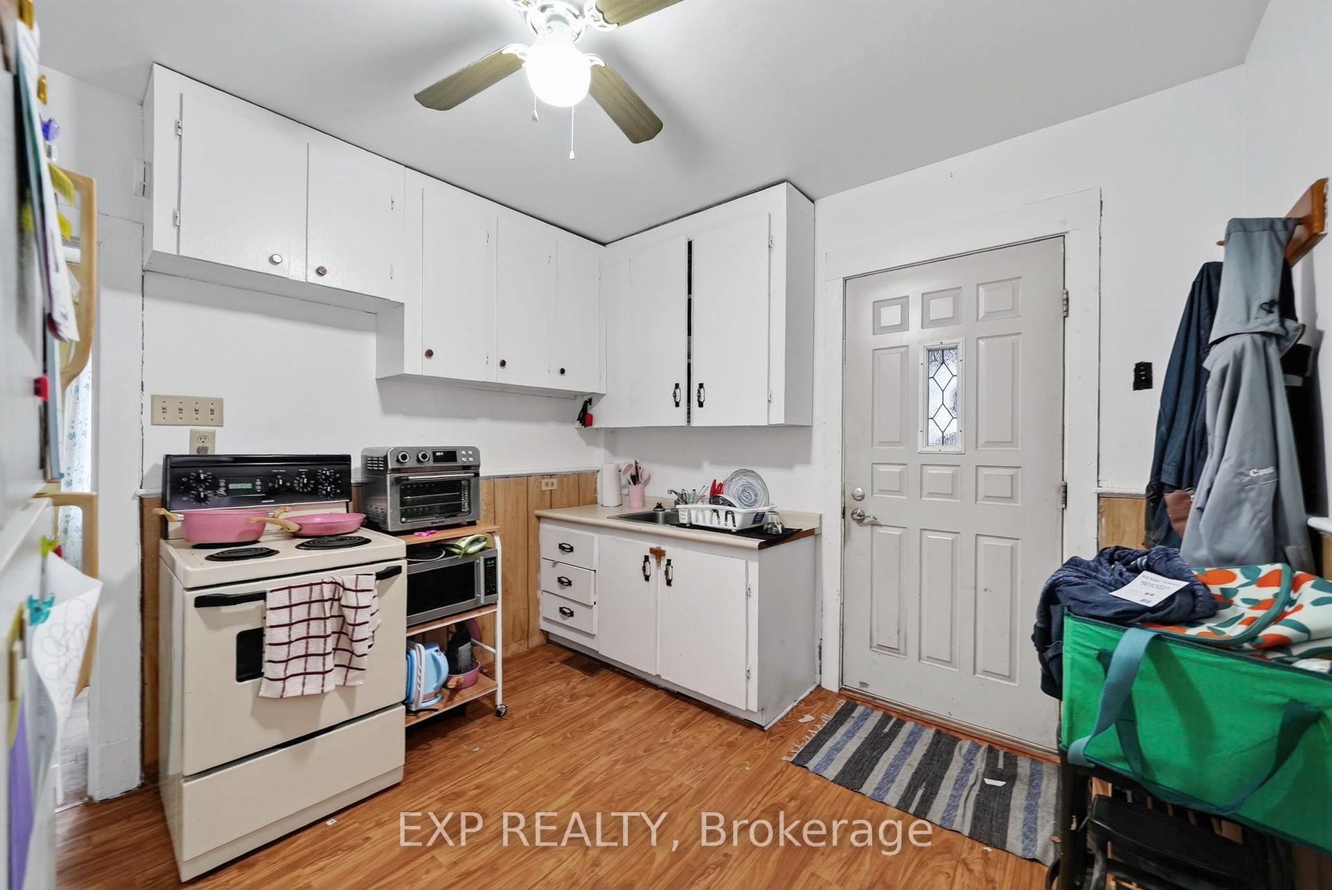 Photo 25 of 12 Millville Avenue, Cornwall, Cornwall — HOMEH