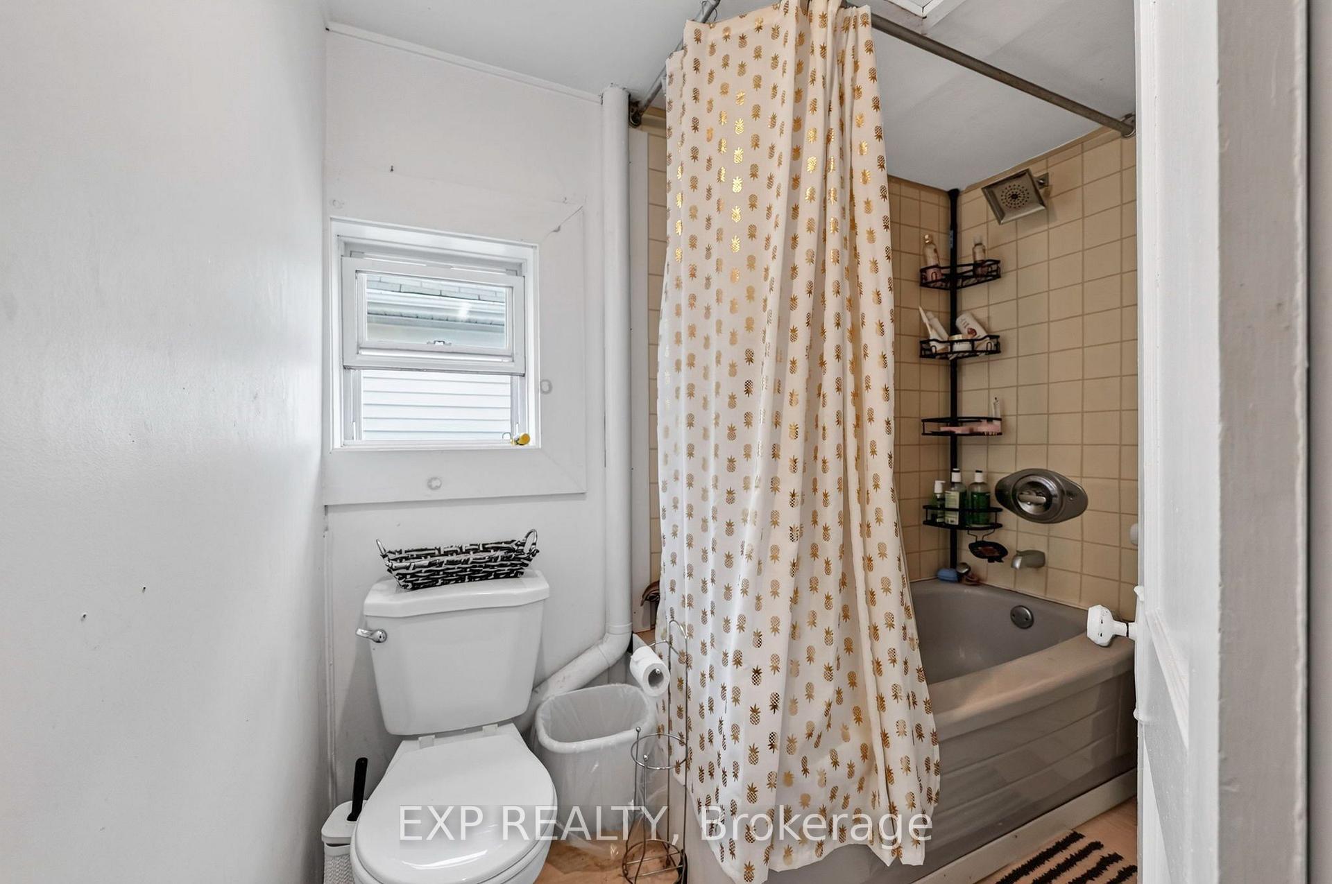 Photo 35 of 12 Millville Avenue, Cornwall, Cornwall — HOMEH