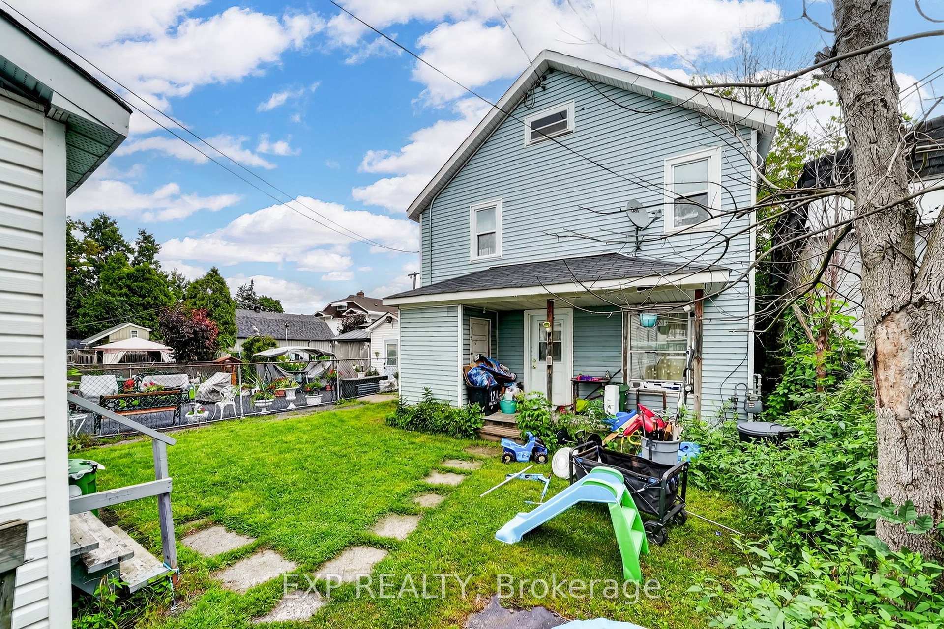 Photo 37 of 12 Millville Avenue, Cornwall, Cornwall — HOMEH