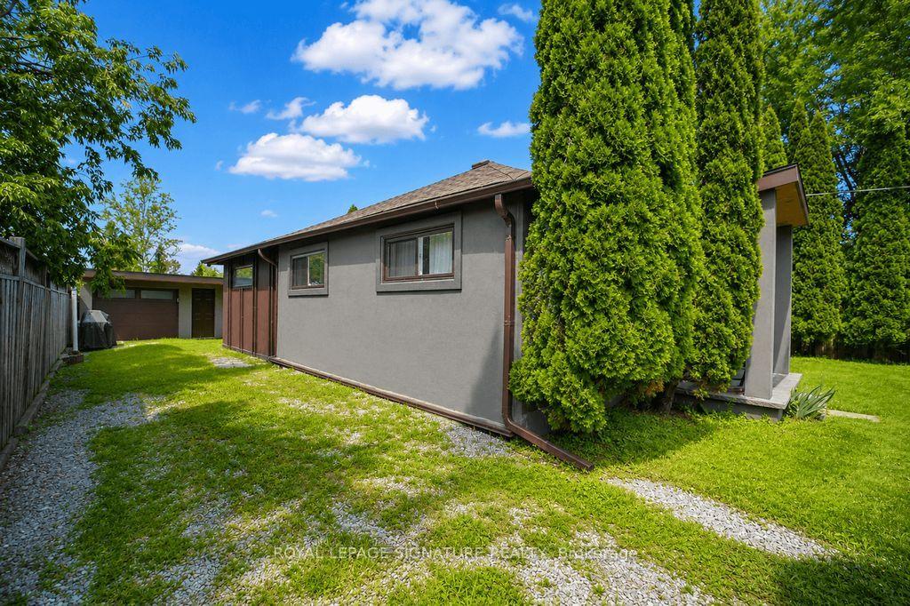 Photo 4 of 606 Lake Drive S, Georgina, Keswick South — HOMEH