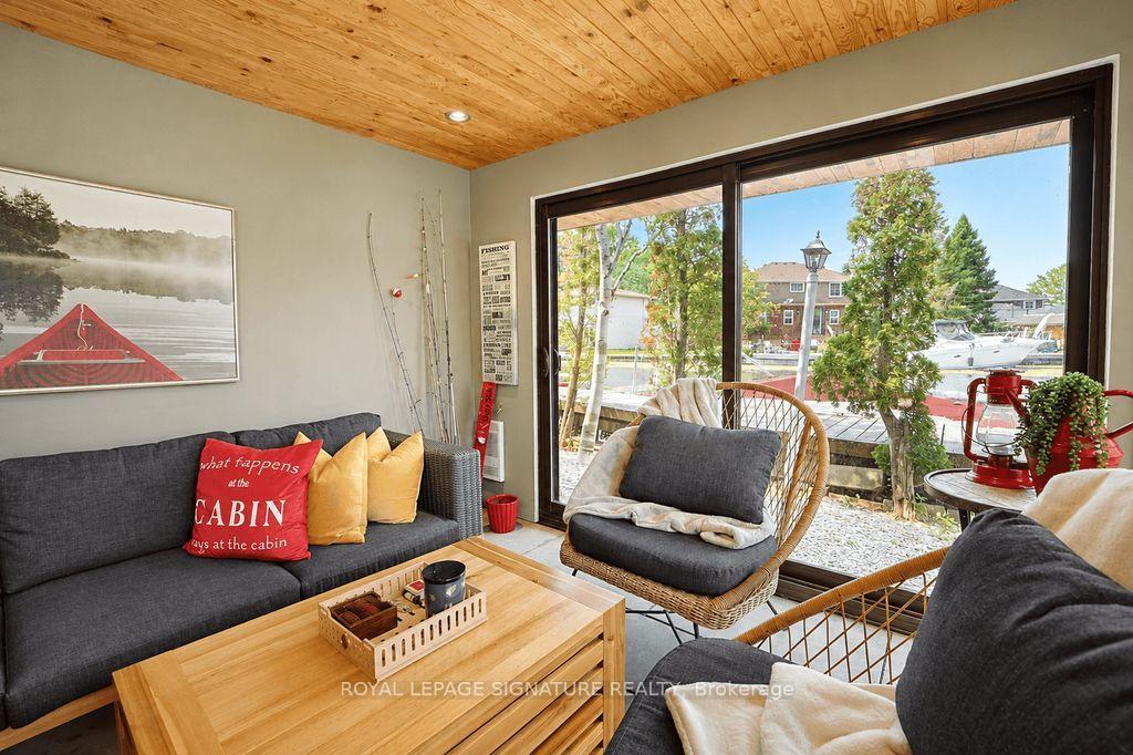 Photo 22 of 606 Lake Drive S, Georgina, Keswick South — HOMEH