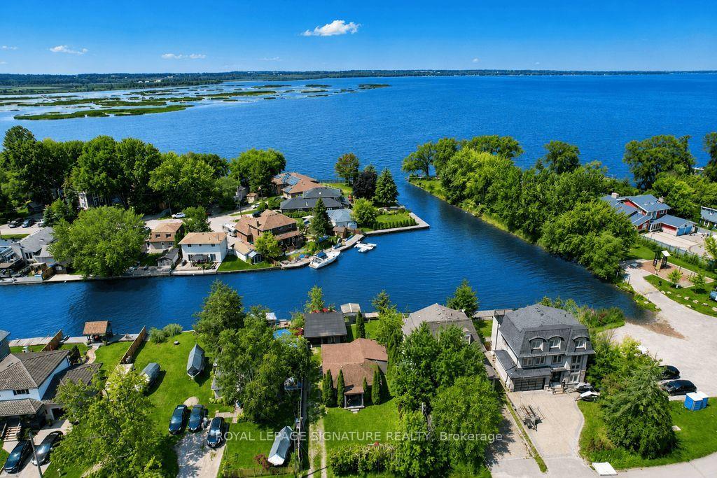Photo 31 of 606 Lake Drive S, Georgina, Keswick South — HOMEH