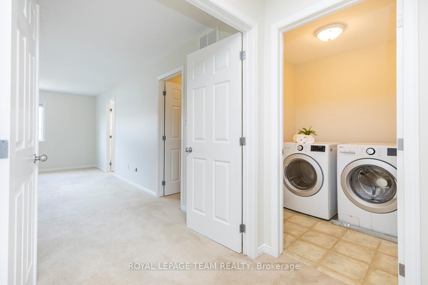 Photo 27 of 25 Kirkstone Private, Ottawa, Barrhaven - Stonebridge — HOMEH