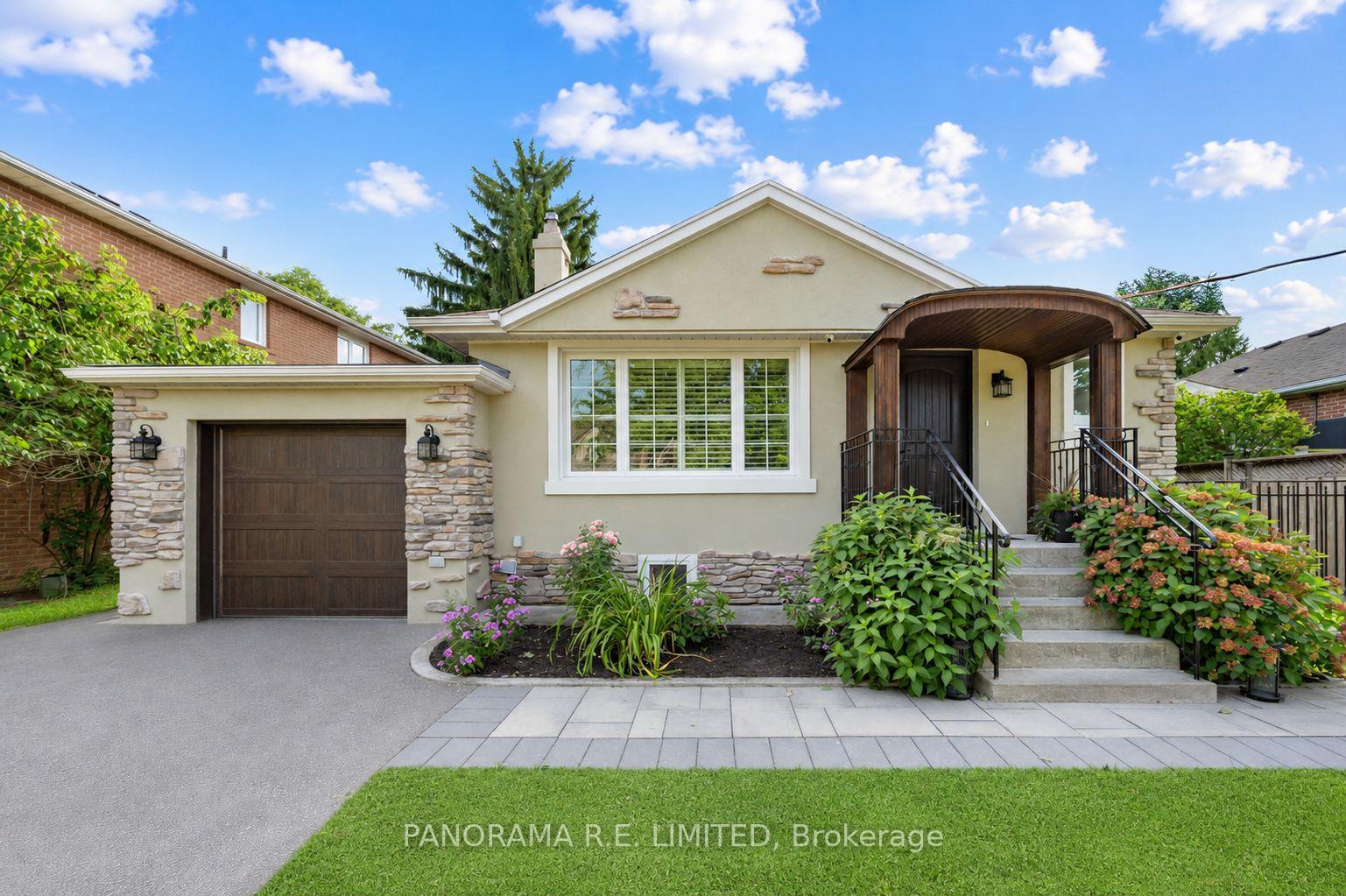 Photo 1 of 14 Agar Crescent, Etobicoke, Islington-City Centre West — HOMEH