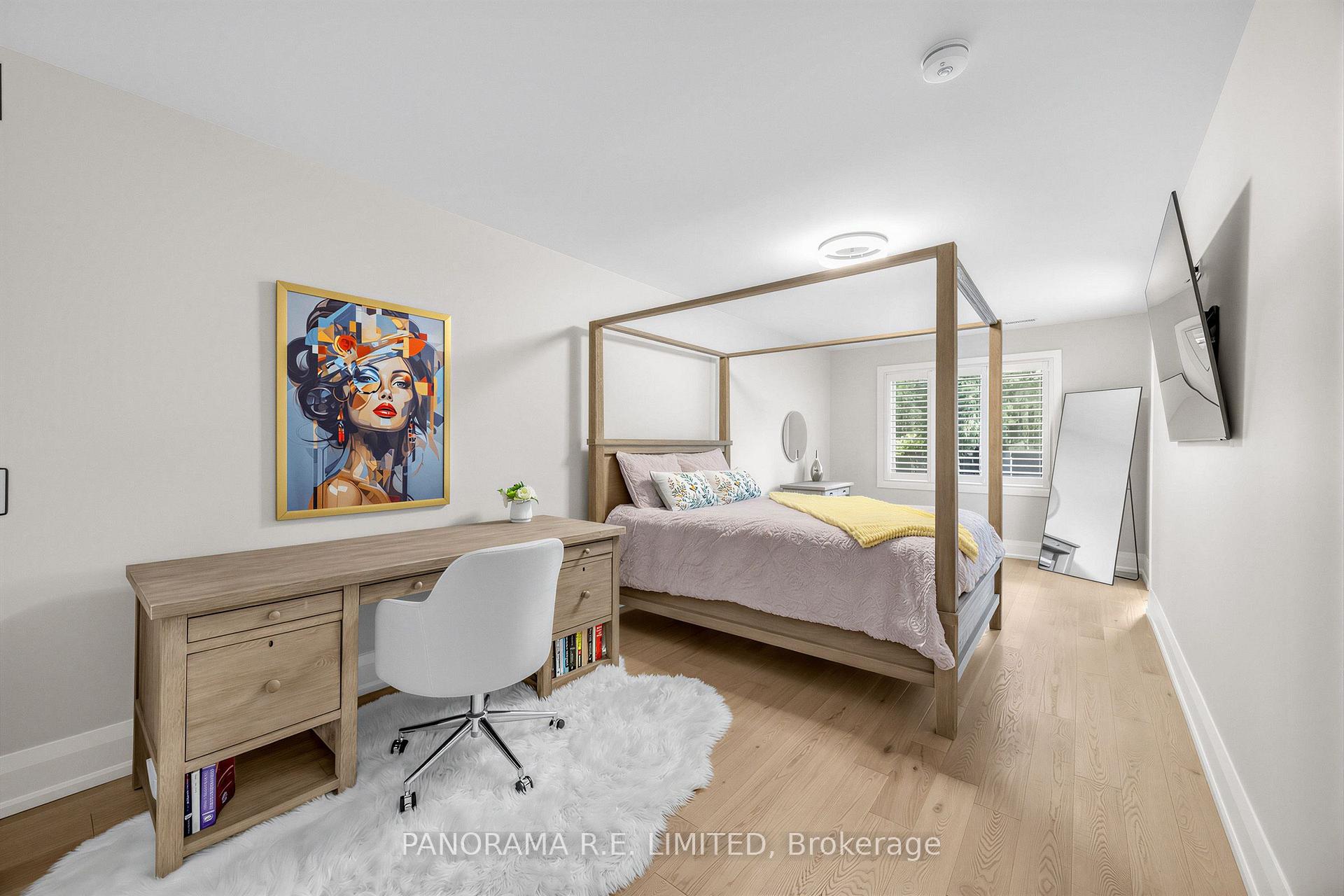 Photo 11 of 14 Agar Crescent, Etobicoke, Islington-City Centre West — HOMEH