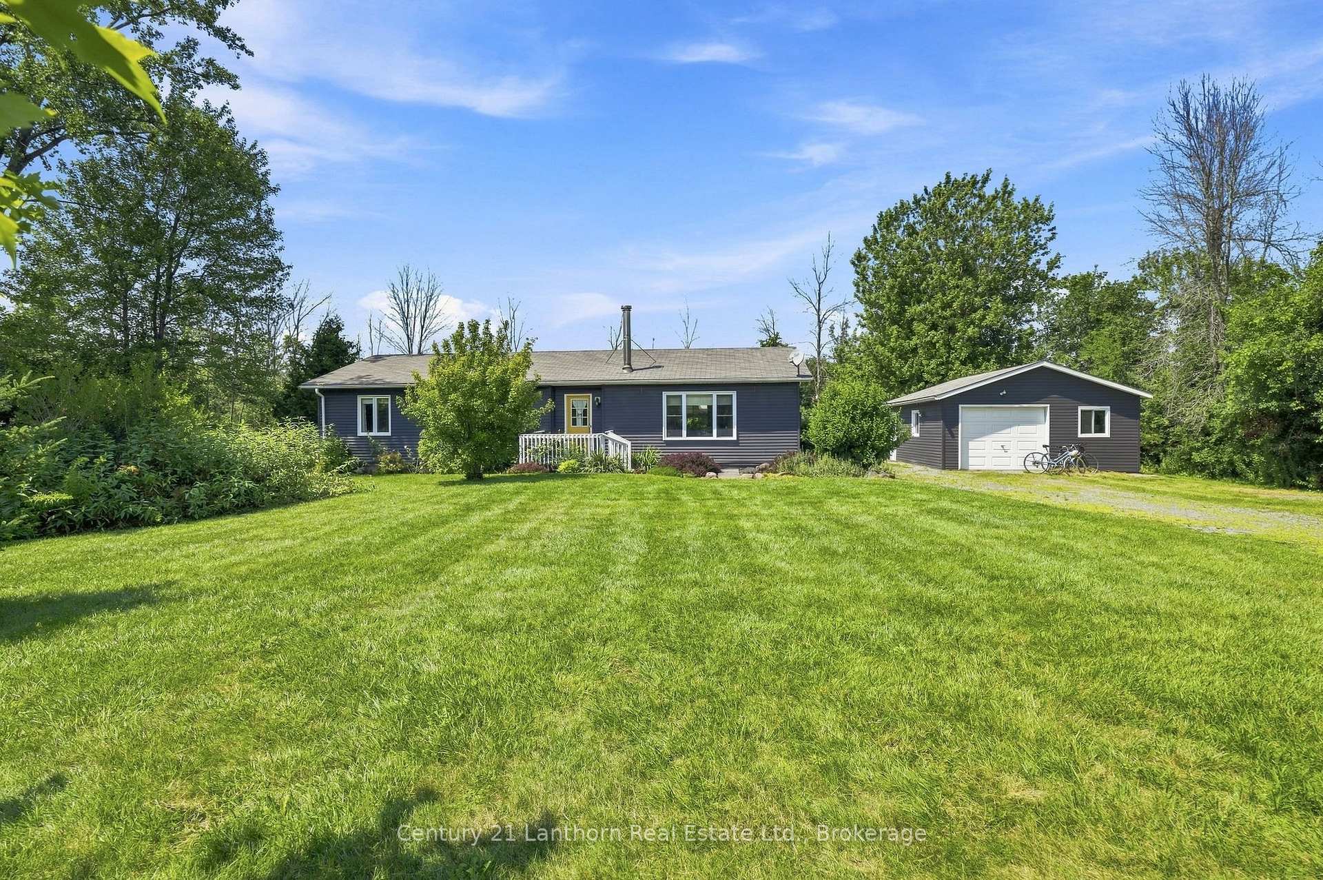 Photo of 2494 Salem Road