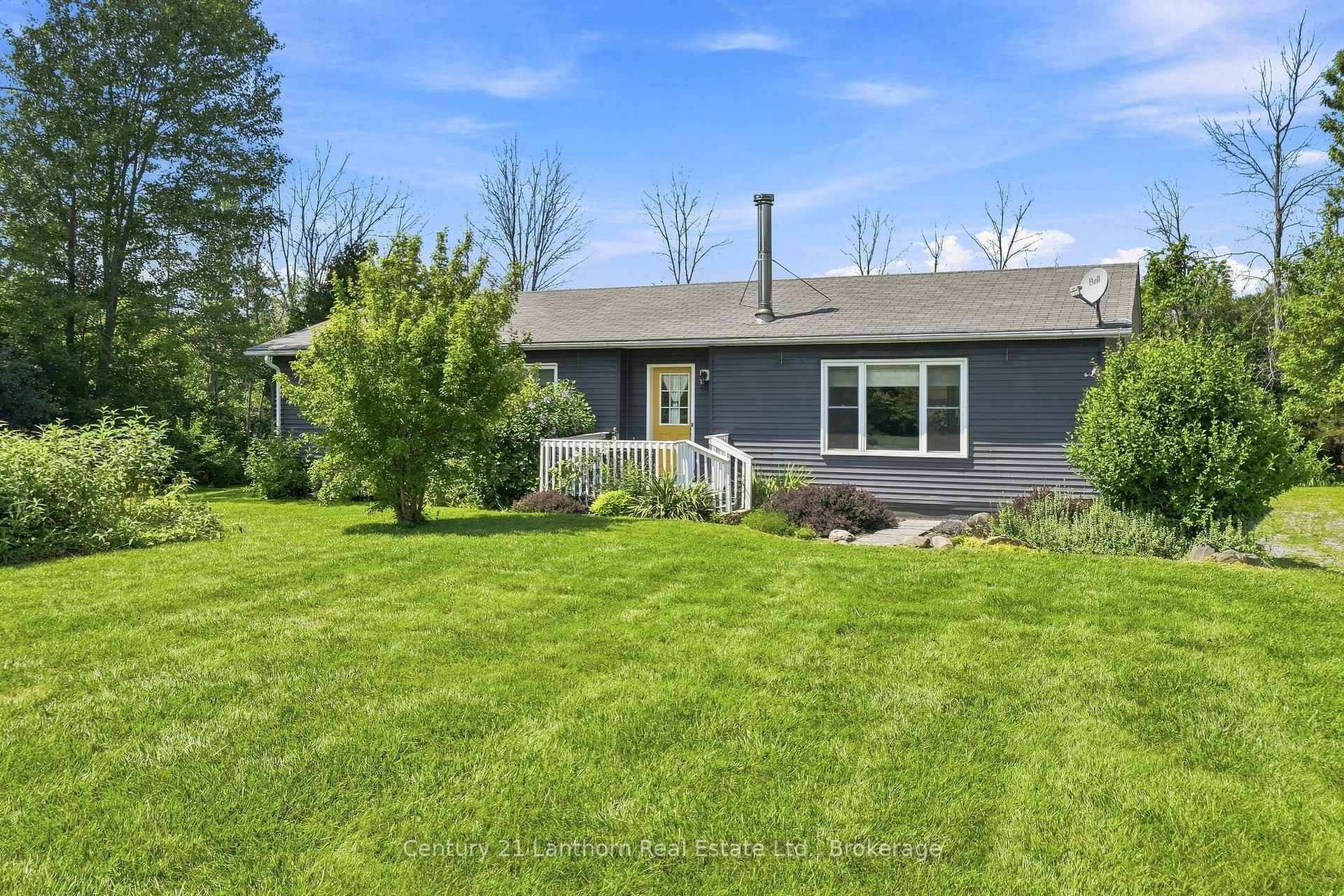 Photo 4 of 2494 Salem Road, Prince Edward County, Ameliasburg Ward — HOMEH