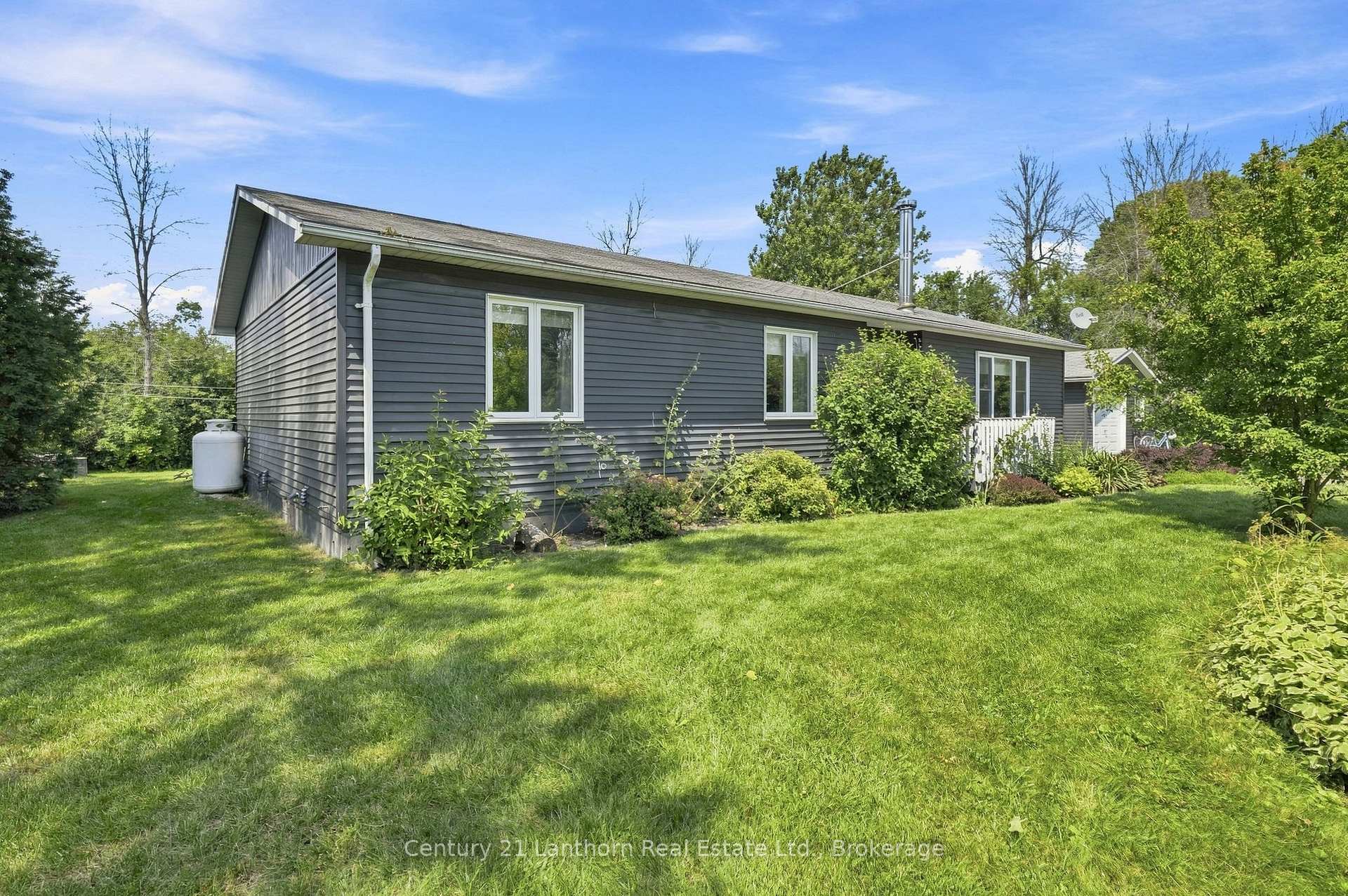 Photo 30 of 2494 Salem Road, Prince Edward County, Ameliasburg Ward — HOMEH
