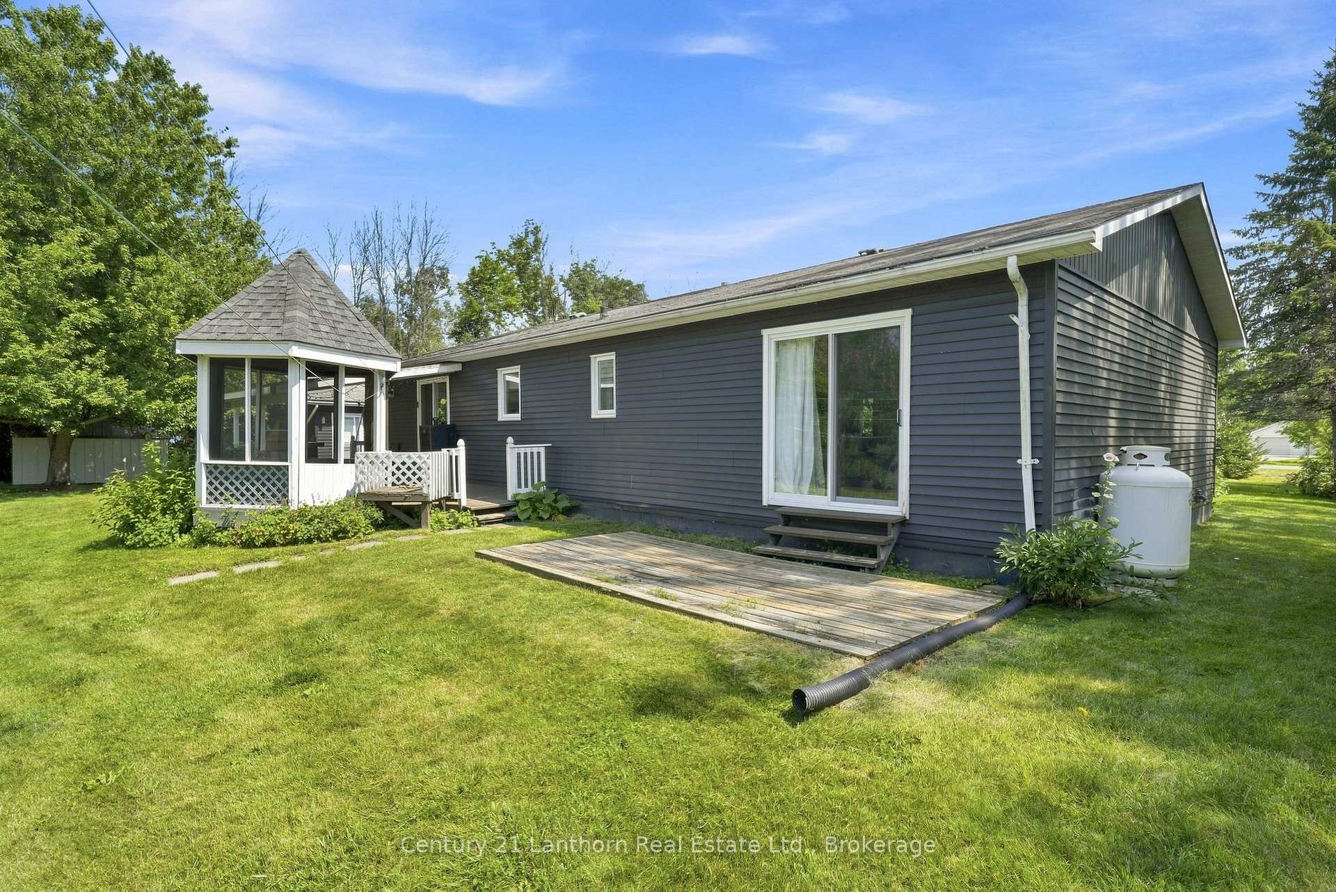 Photo 40 of 2494 Salem Road, Prince Edward County, Ameliasburg Ward — HOMEH