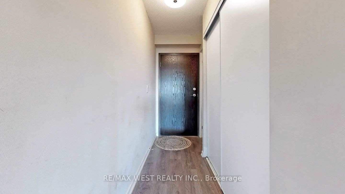 Photo 15 of Unit 720, 36 Lisgar Street, Toronto, Little Portugal — HOMEH