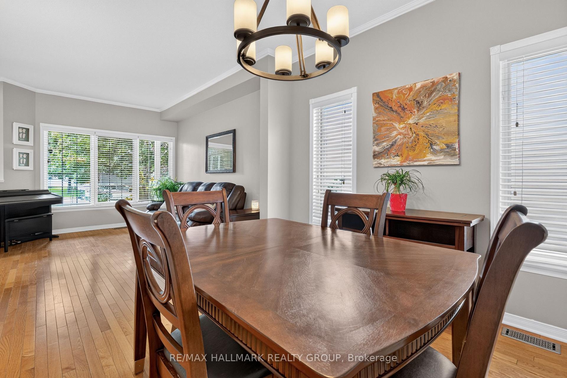 Photo 12 of 1673 Neptune Way, Ottawa, Fallingbrook/Gardenway South — HOMEH
