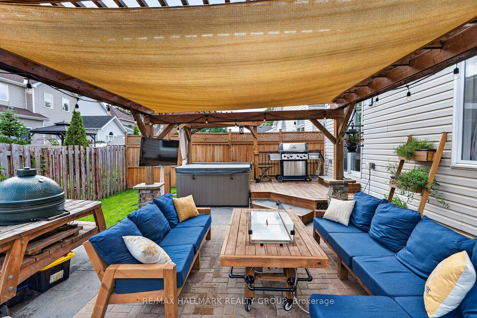 Photo 42 of 1673 Neptune Way, Ottawa, Fallingbrook/Gardenway South — HOMEH