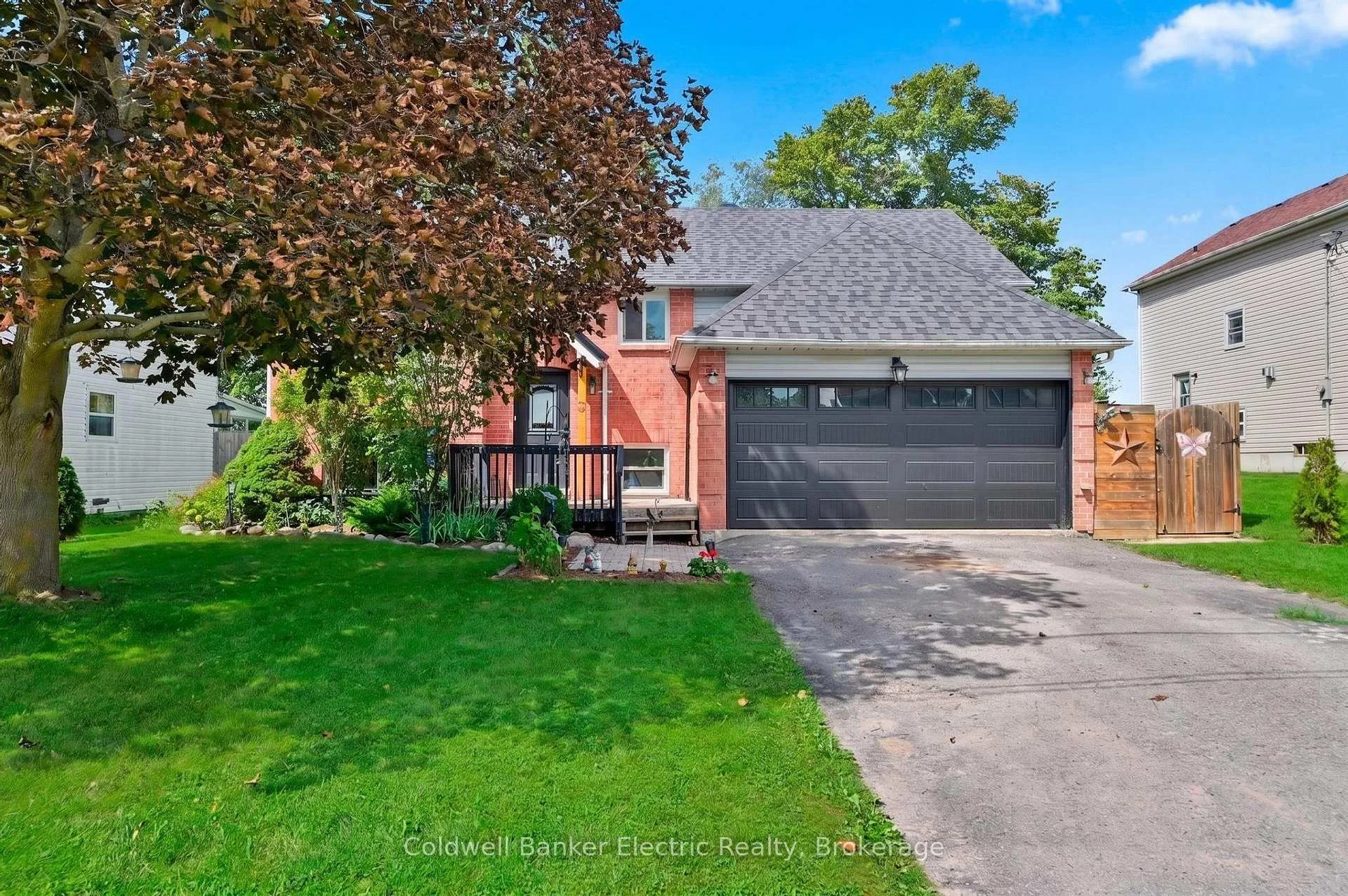 Photo 4 of 3 Maple Avenue, Asphodel-Norwood, Norwood — HOMEH