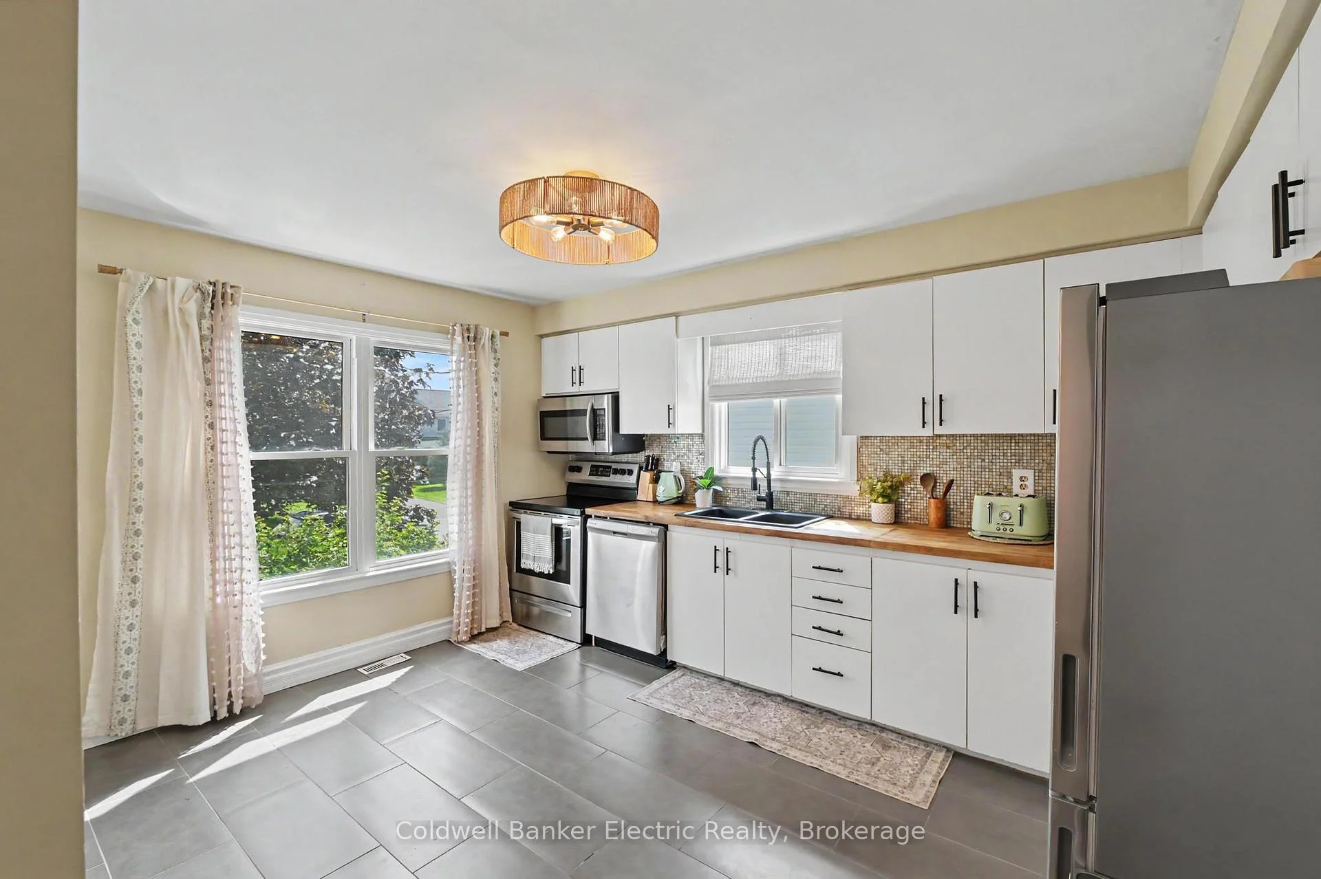 Photo 9 of 3 Maple Avenue, Asphodel-Norwood, Norwood — HOMEH