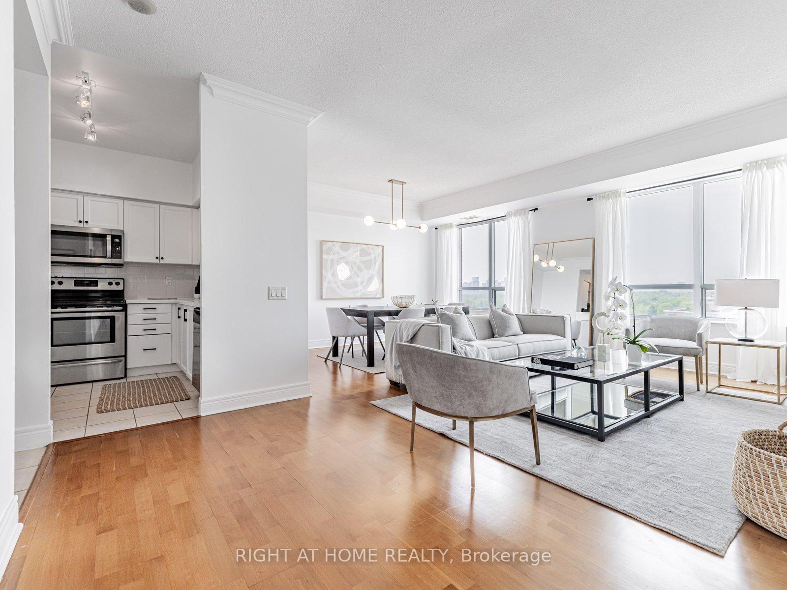 Photo 2 of Unit RG1, 1 Clairtrell Road, North York, Willowdale East — HOMEH