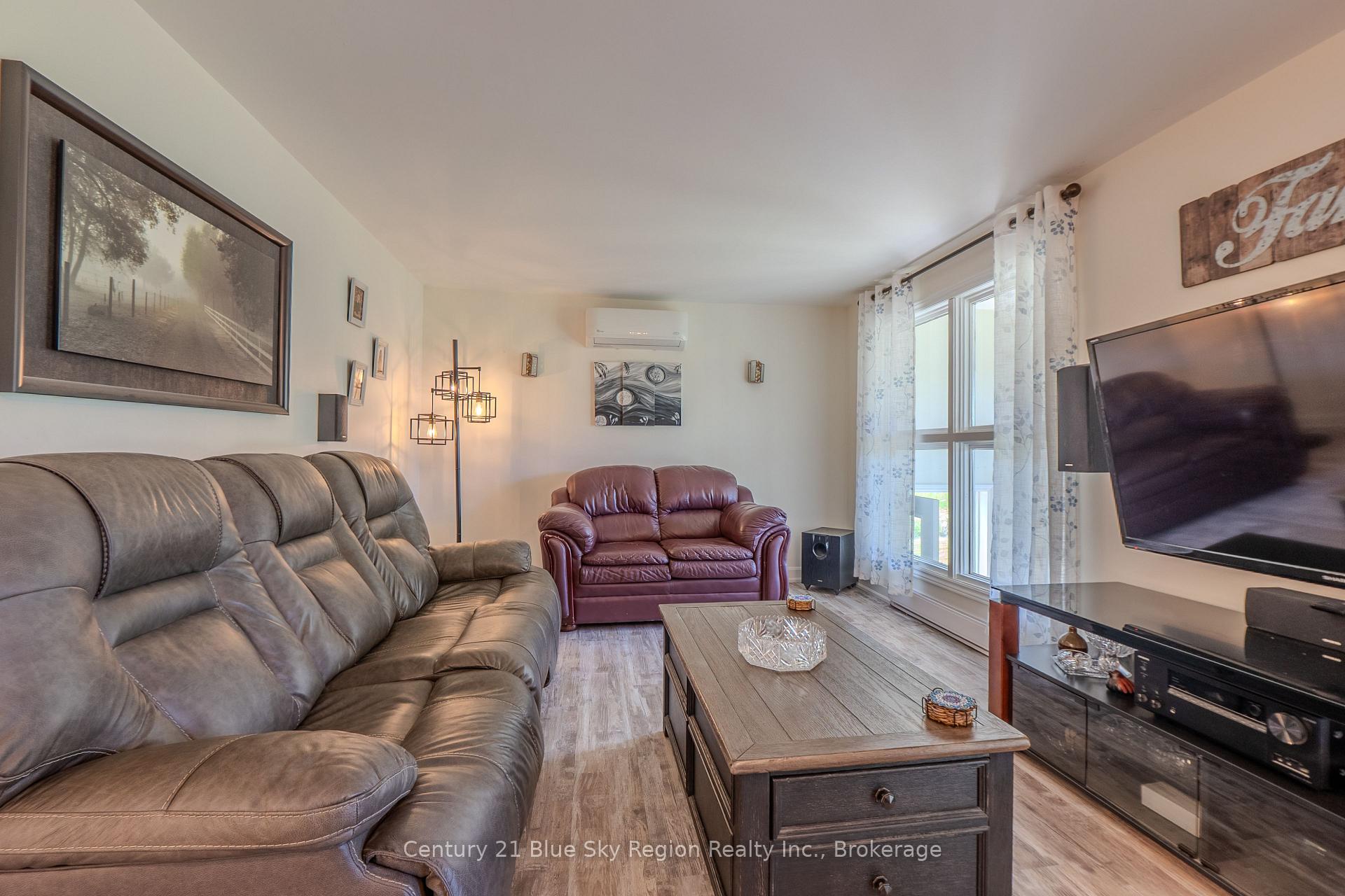 Photo 15 of 2574 Hwy 17 E, East Ferris — HOMEH