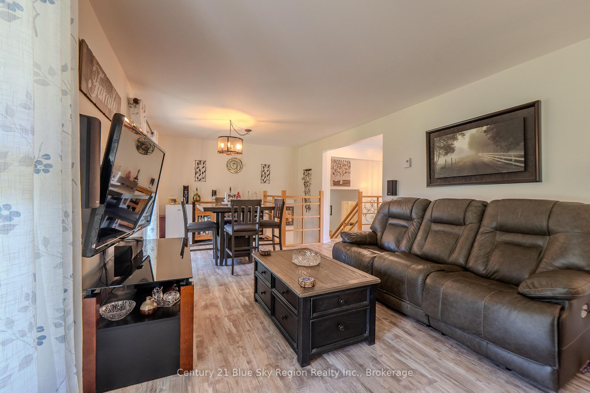 Photo 16 of 2574 Hwy 17 E, East Ferris — HOMEH