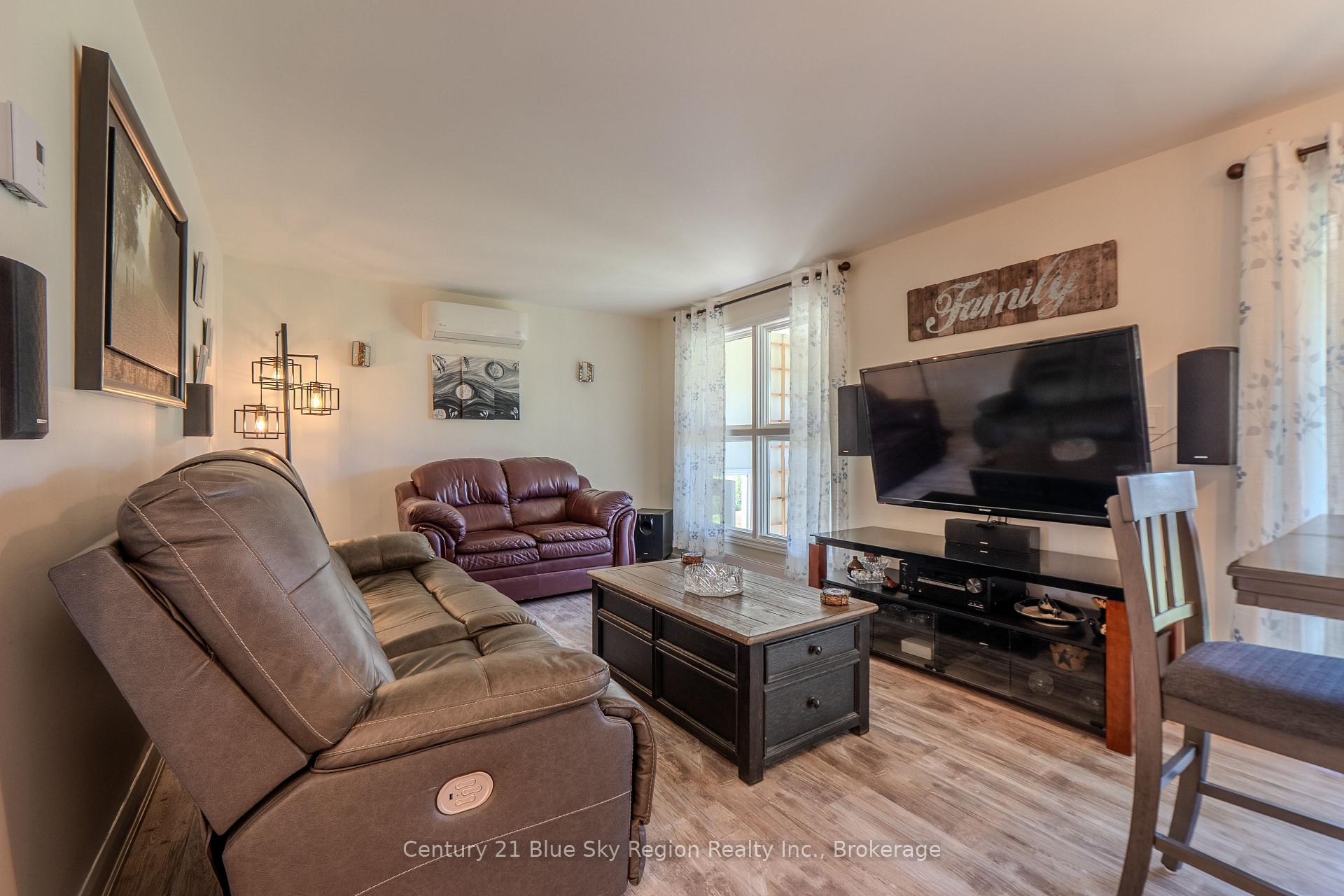 Photo 17 of 2574 Hwy 17 E, East Ferris — HOMEH