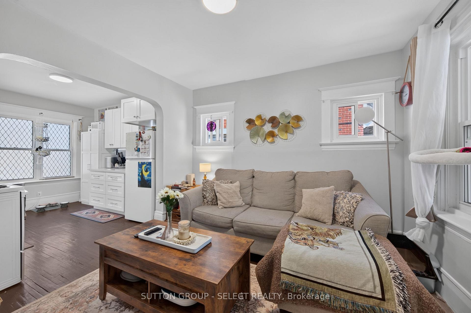 Photo 13 of 248 Grey Street, London, East K — HOMEH