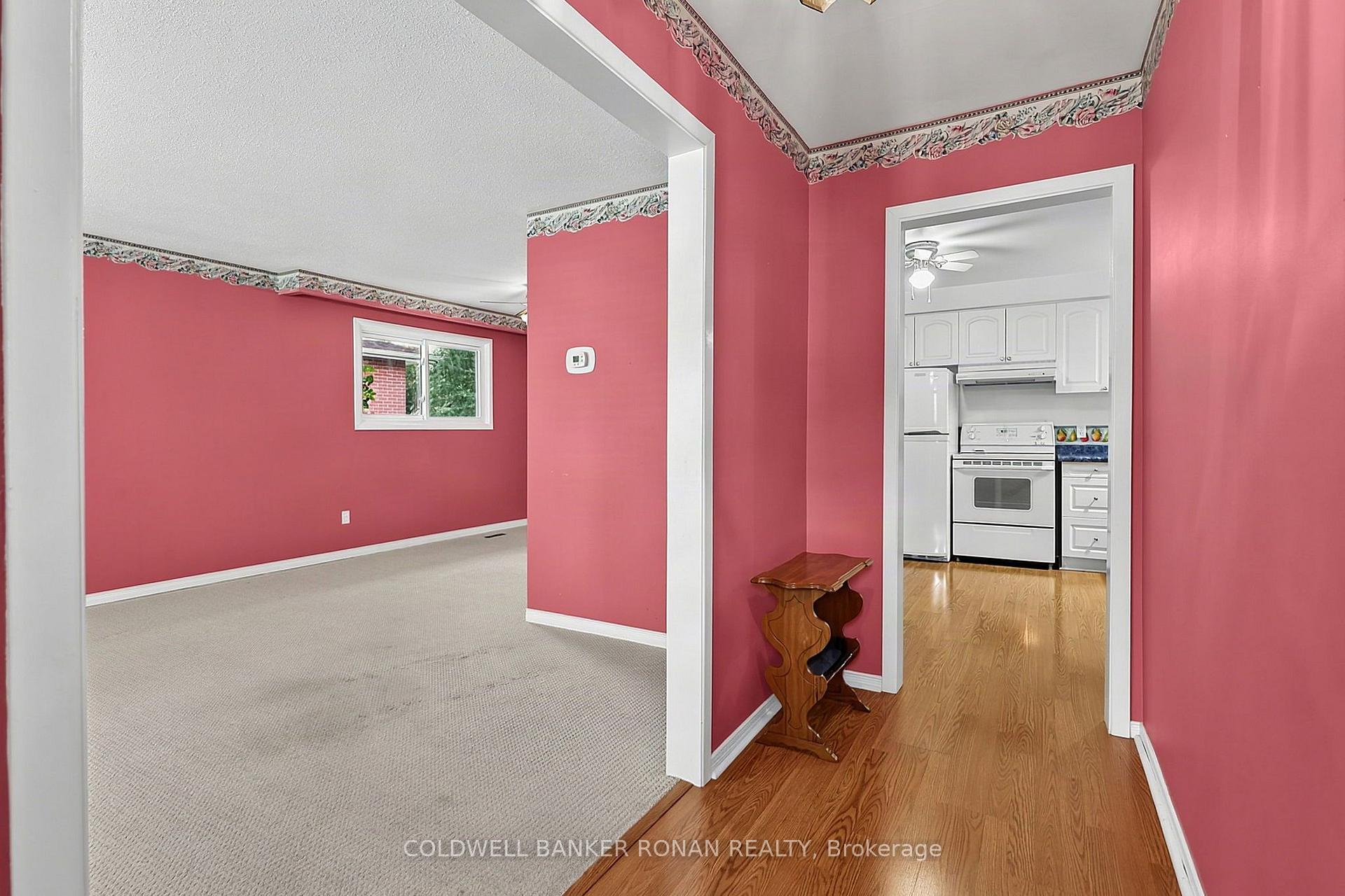 Photo 3 of 43 Alexander Street, New Tecumseth, Tottenham — HOMEH