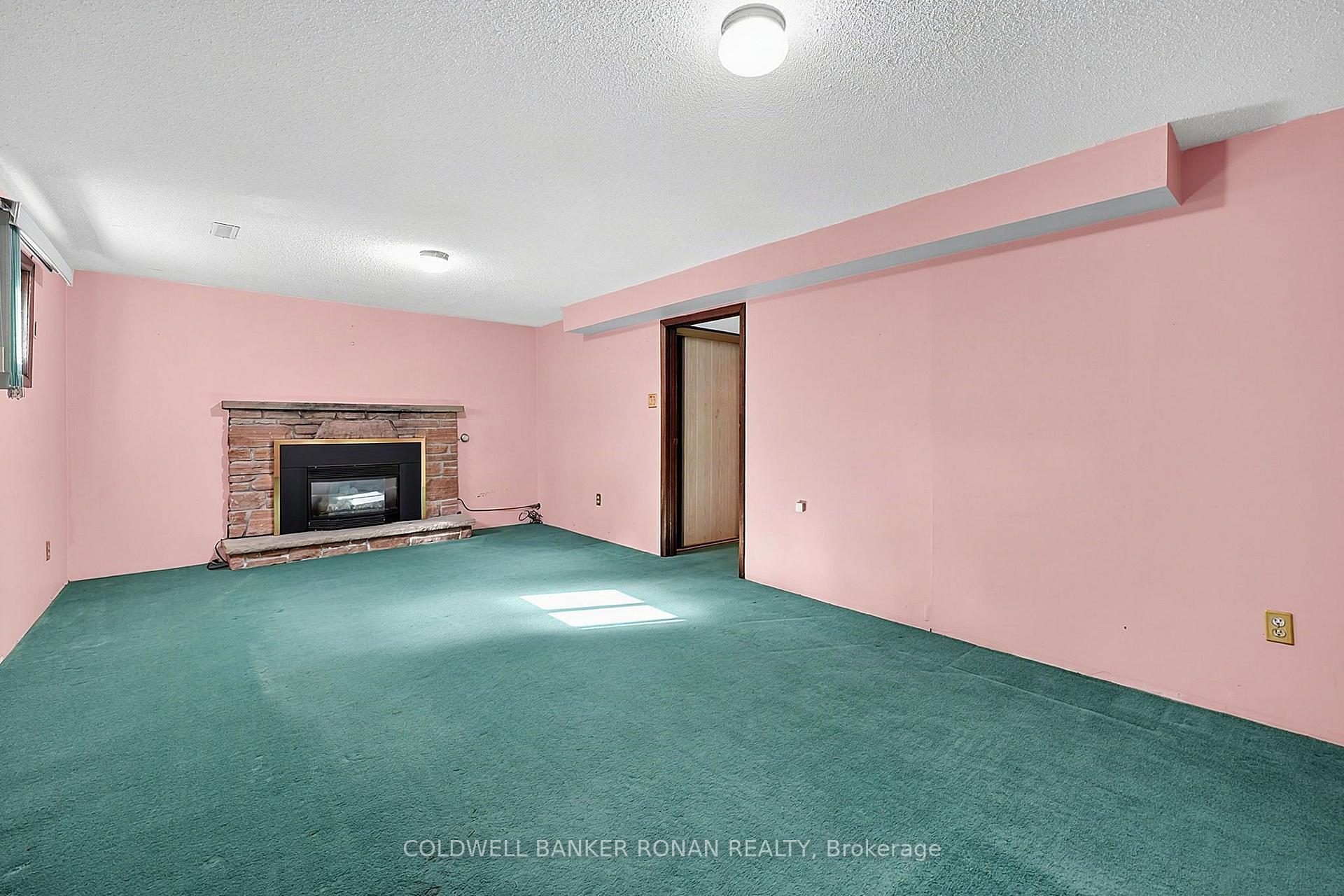 Photo 23 of 43 Alexander Street, New Tecumseth, Tottenham — HOMEH
