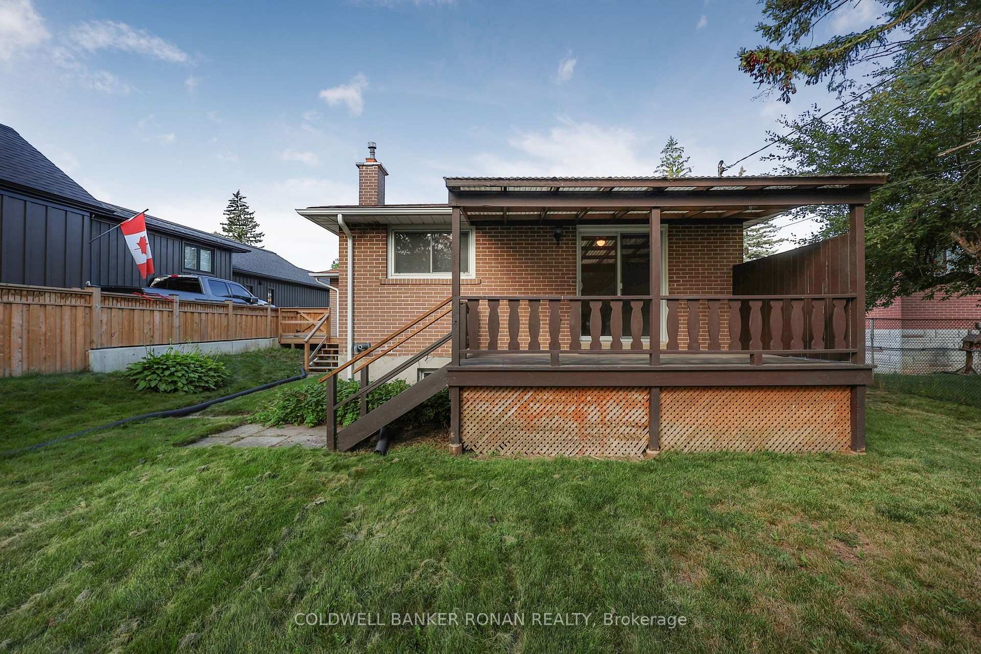 Photo 33 of 43 Alexander Street, New Tecumseth, Tottenham — HOMEH