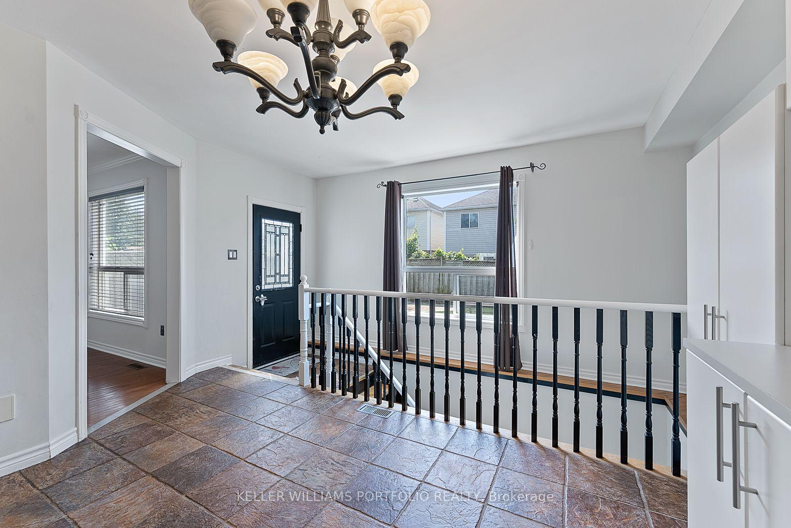 Photo 21 of 1023 Roseheath Street, Oshawa, Pinecrest — HOMEH