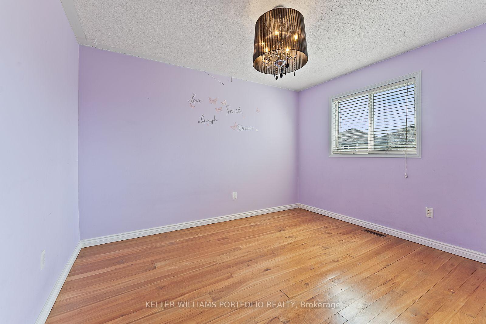 Photo 31 of 1023 Roseheath Street, Oshawa, Pinecrest — HOMEH