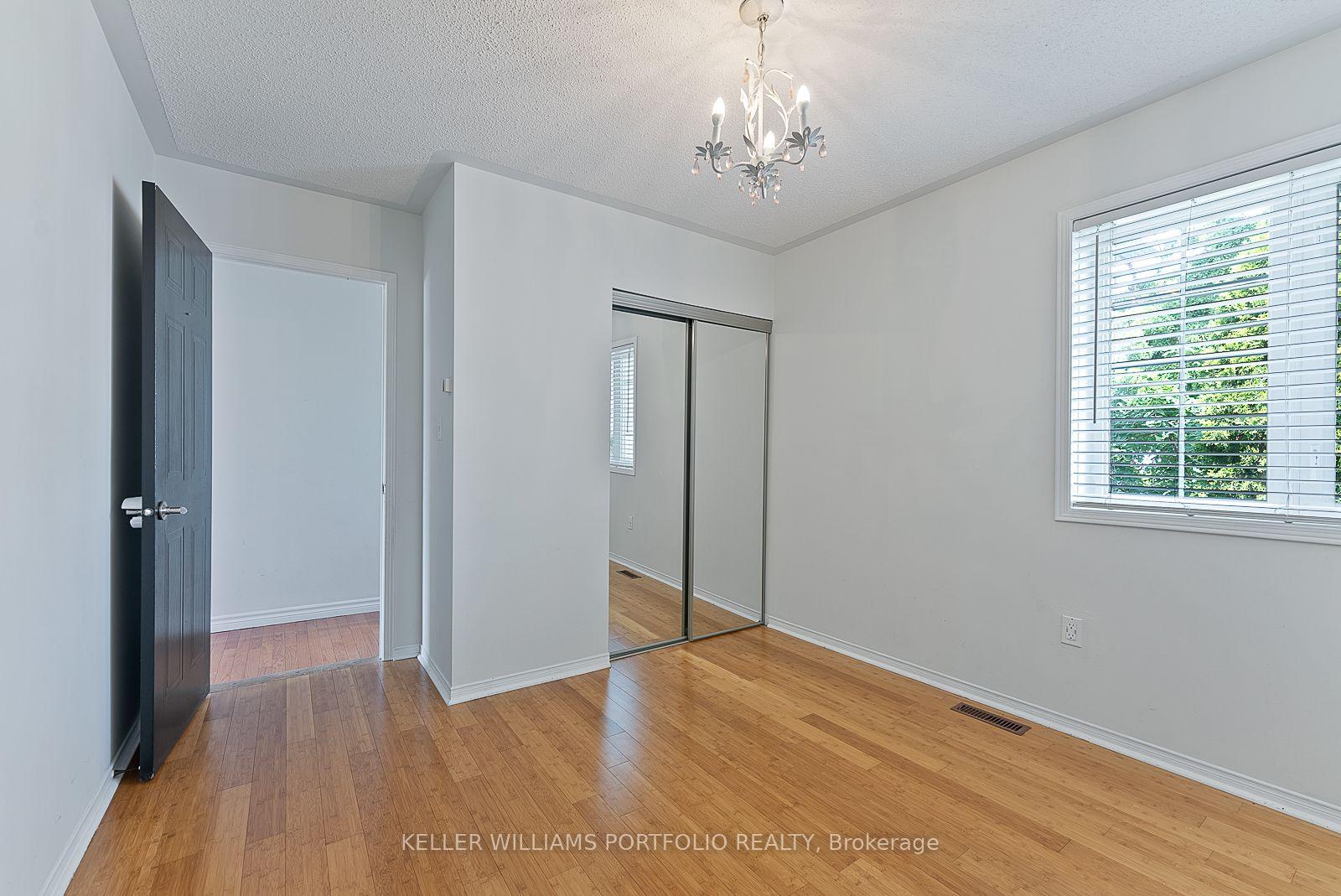 Photo 35 of 1023 Roseheath Street, Oshawa, Pinecrest — HOMEH