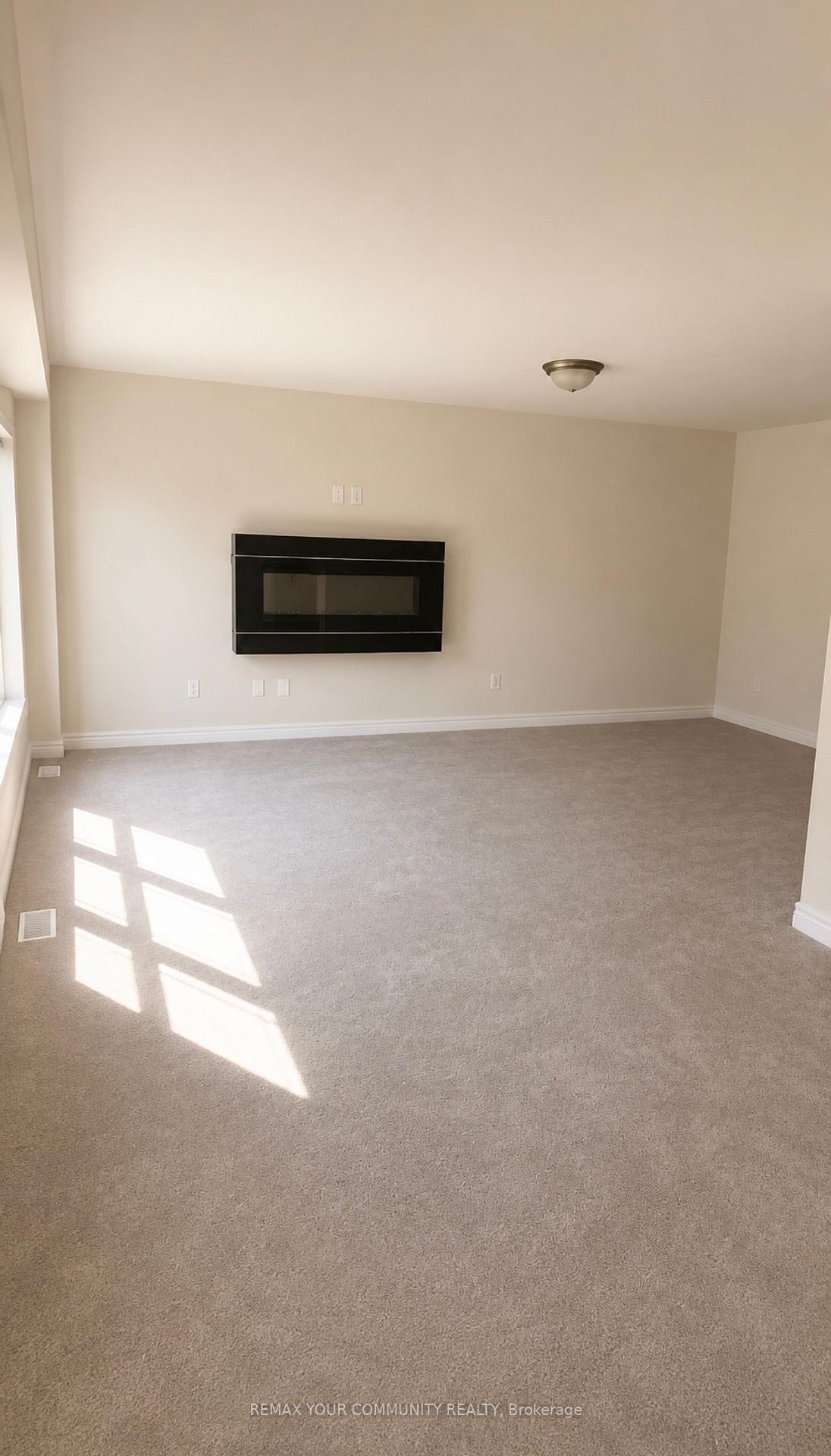 Photo 4 of 481 Grange Way, Peterborough, Northcrest Ward 5 — HOMEH