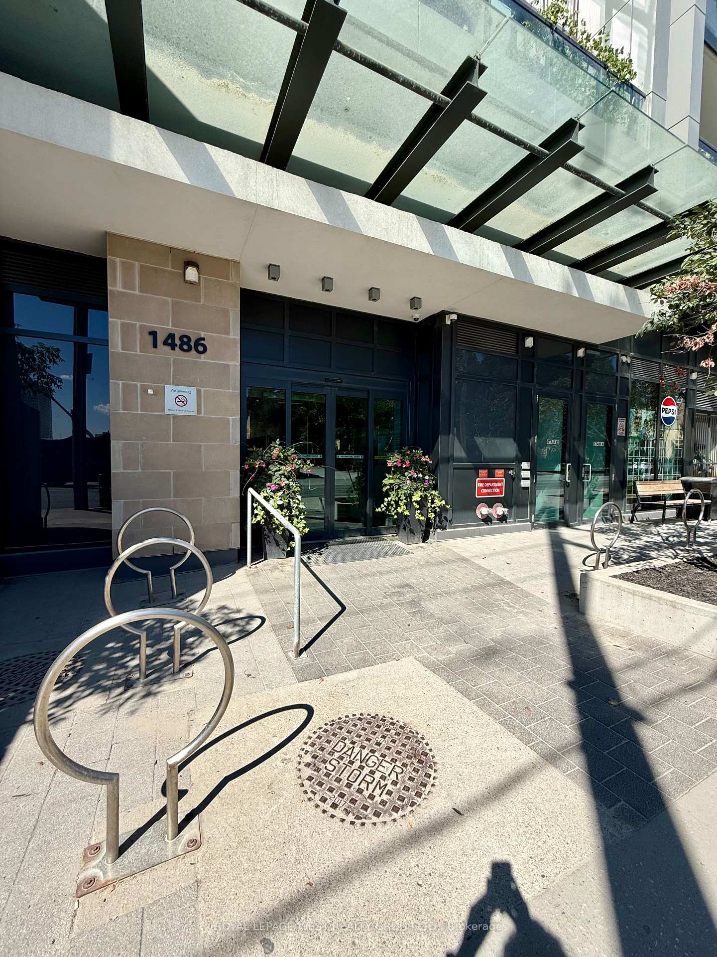 Photo 3 of Unit 403, 1486 Bathurst Street, Toronto, Humewood-Cedarvale — HOMEH