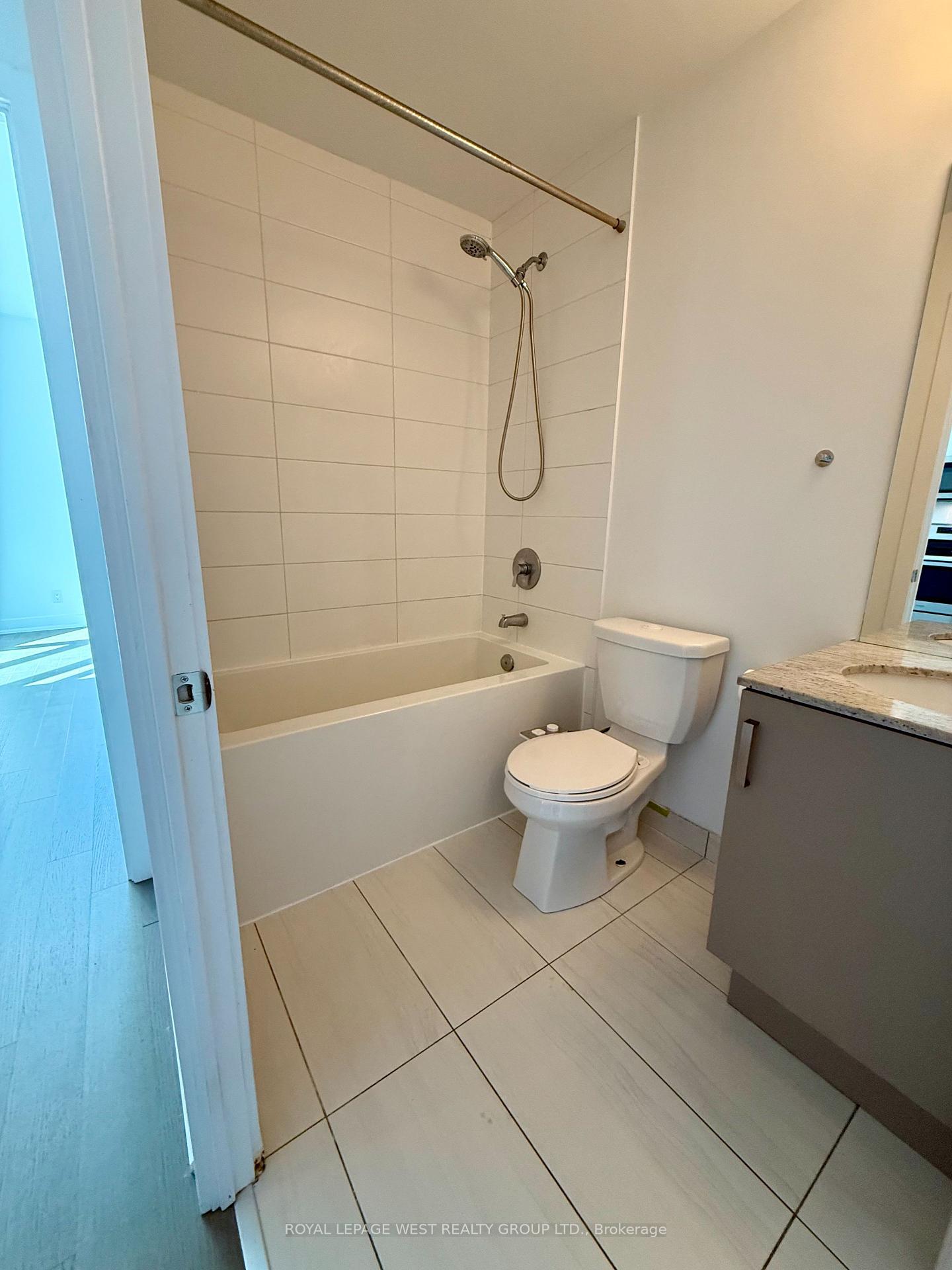 Photo 27 of Unit 403, 1486 Bathurst Street, Toronto, Humewood-Cedarvale — HOMEH