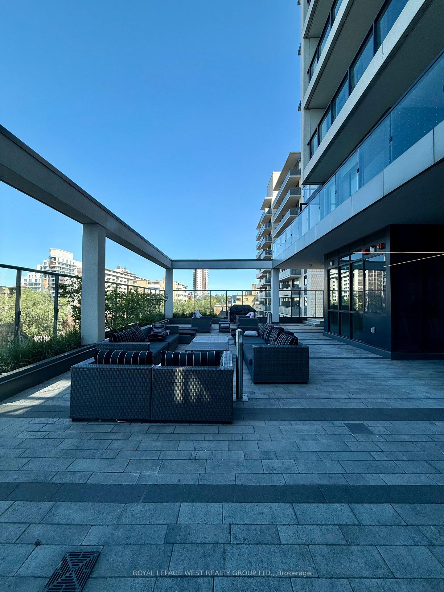 Photo 38 of Unit 403, 1486 Bathurst Street, Toronto, Humewood-Cedarvale — HOMEH