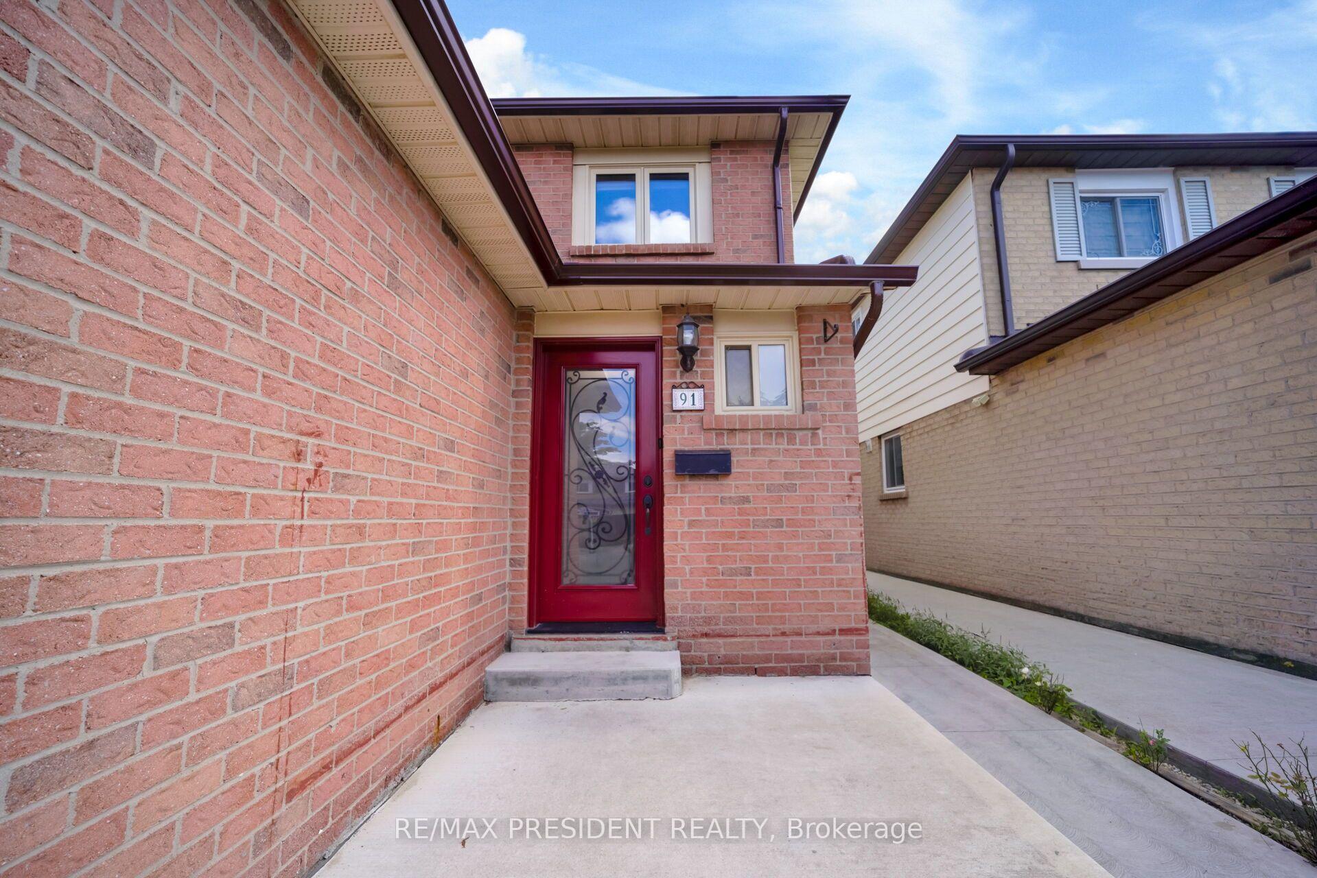 Photo 5 of 91 Martindale Crescent, Brampton, Brampton West — HOMEH