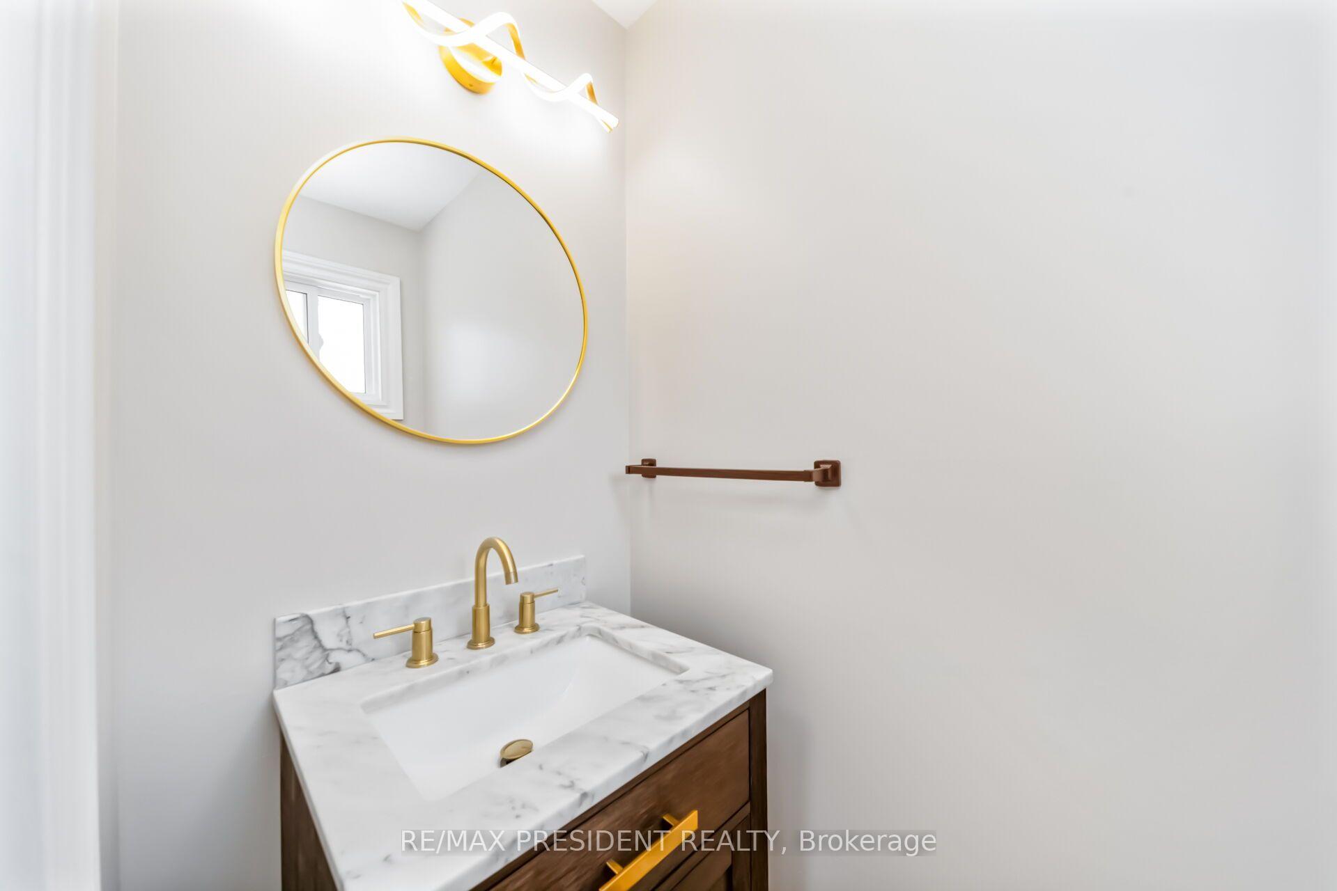 Photo 8 of 91 Martindale Crescent, Brampton, Brampton West — HOMEH