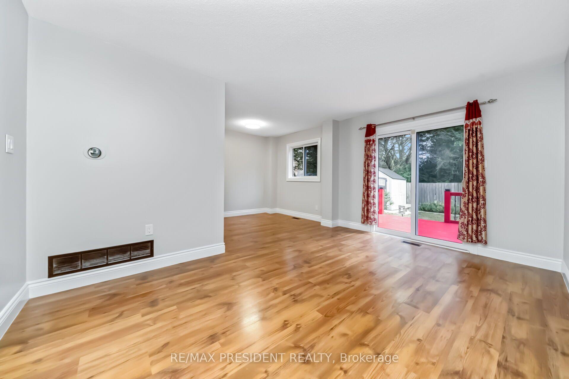 Photo 10 of 91 Martindale Crescent, Brampton, Brampton West — HOMEH