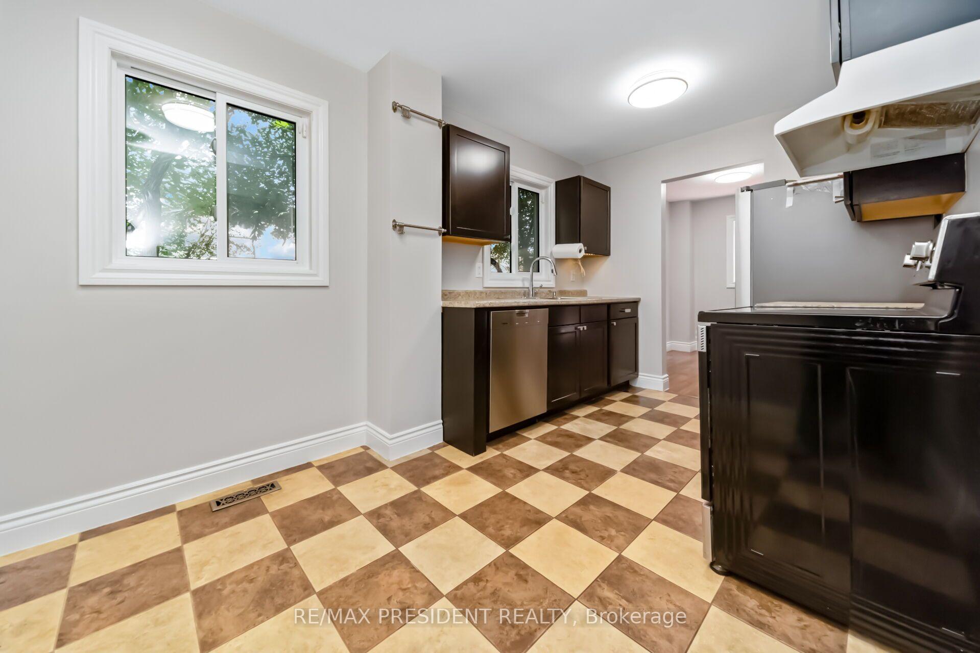 Photo 19 of 91 Martindale Crescent, Brampton, Brampton West — HOMEH