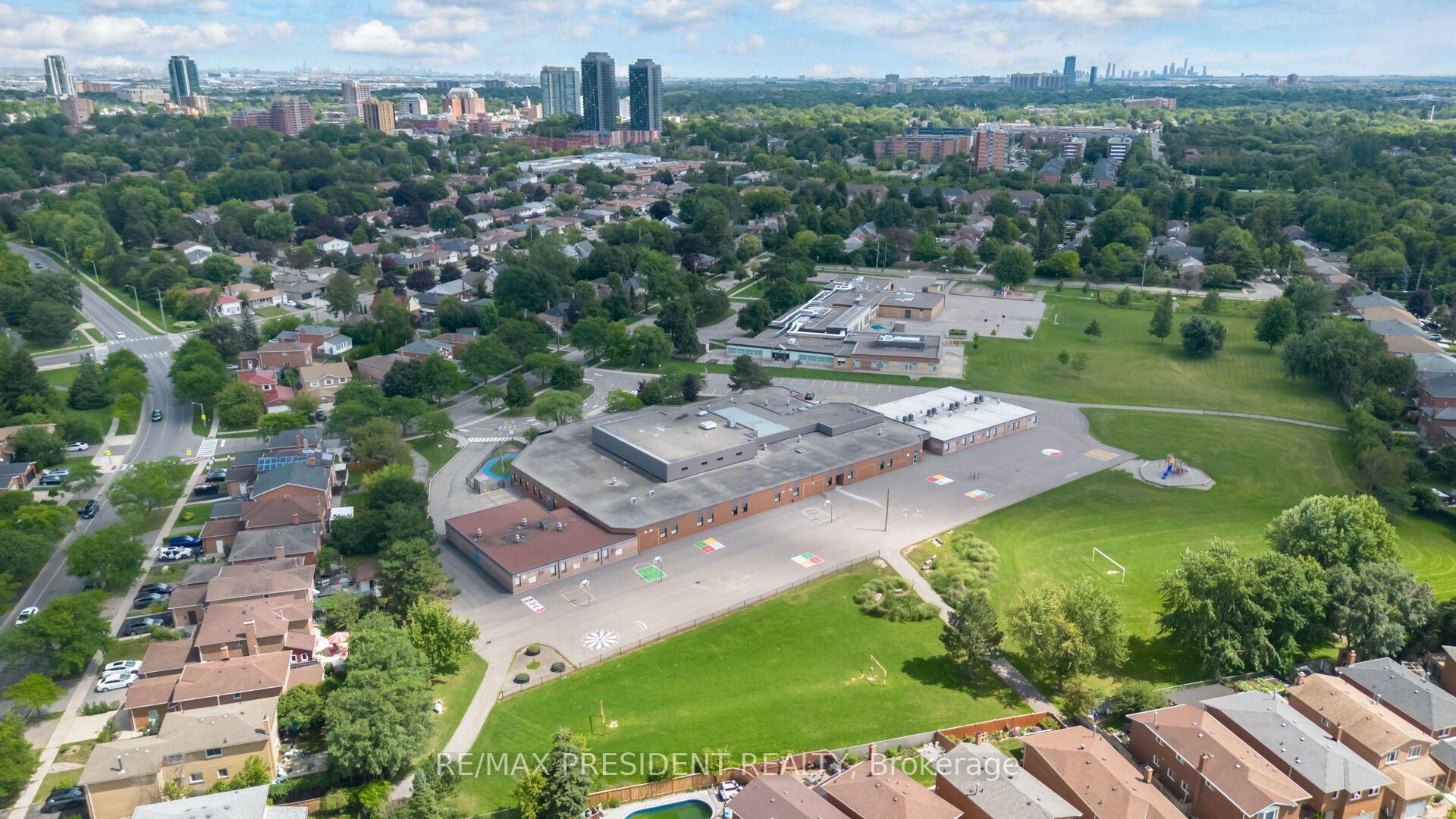Photo 43 of 91 Martindale Crescent, Brampton, Brampton West — HOMEH