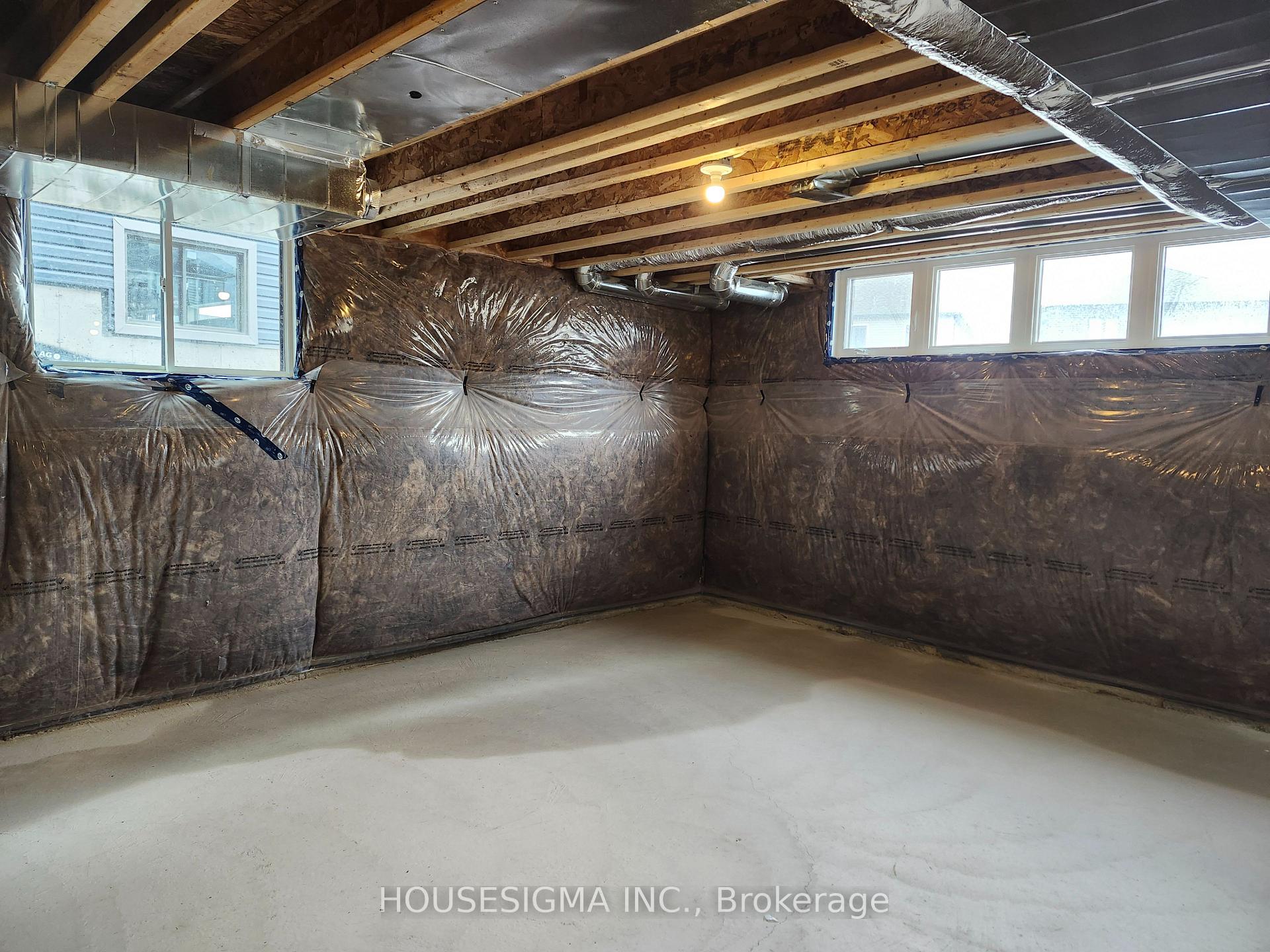 Photo 30 of 31 Rosanne Circle, Wasaga Beach — HOMEH