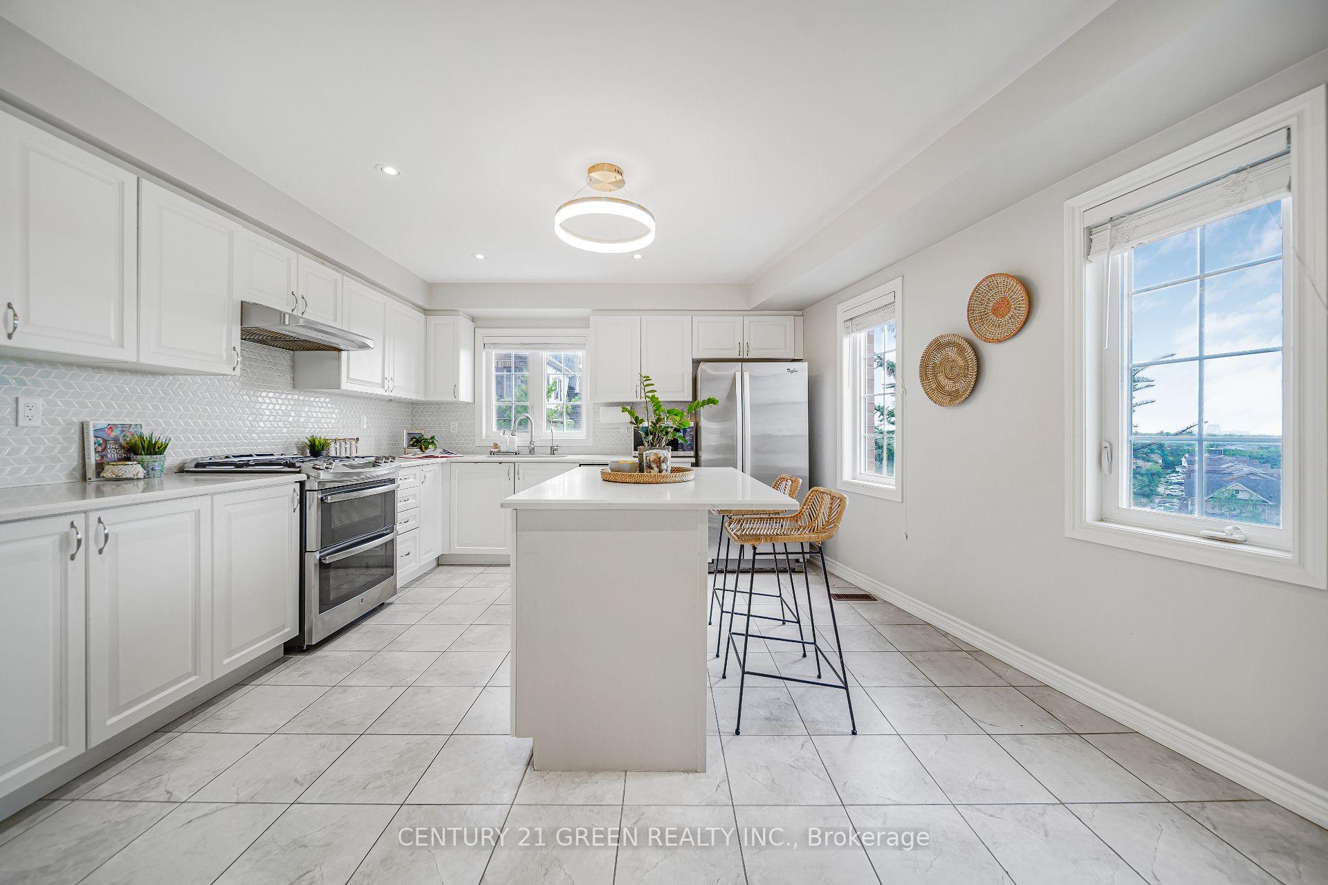 Photo 16 of 36 Comfort Way, Whitby, Blue Grass Meadows — HOMEH